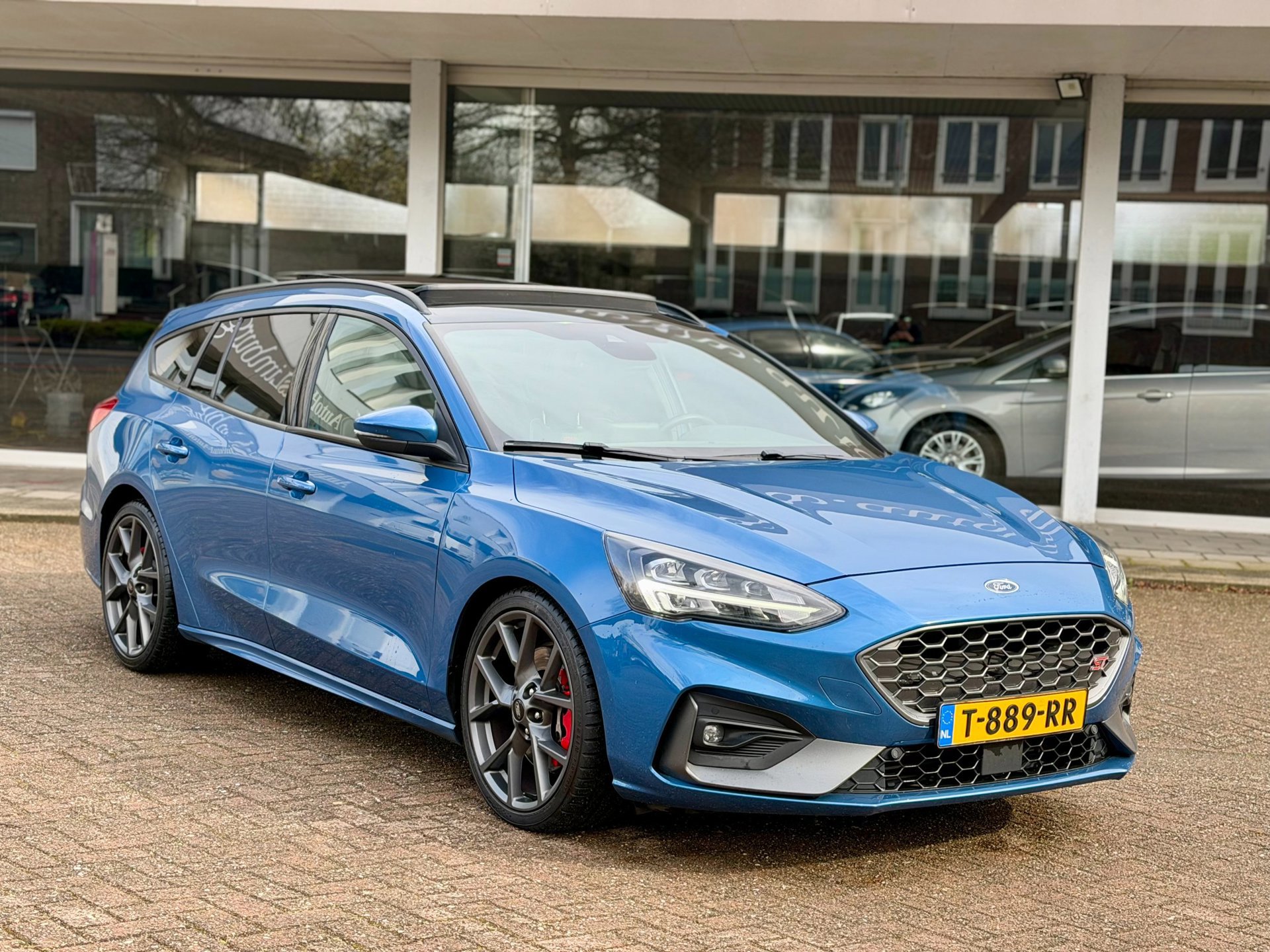 Ford Focus Wagon 2.3 EcoBoost ST-3 (2019), foto 1