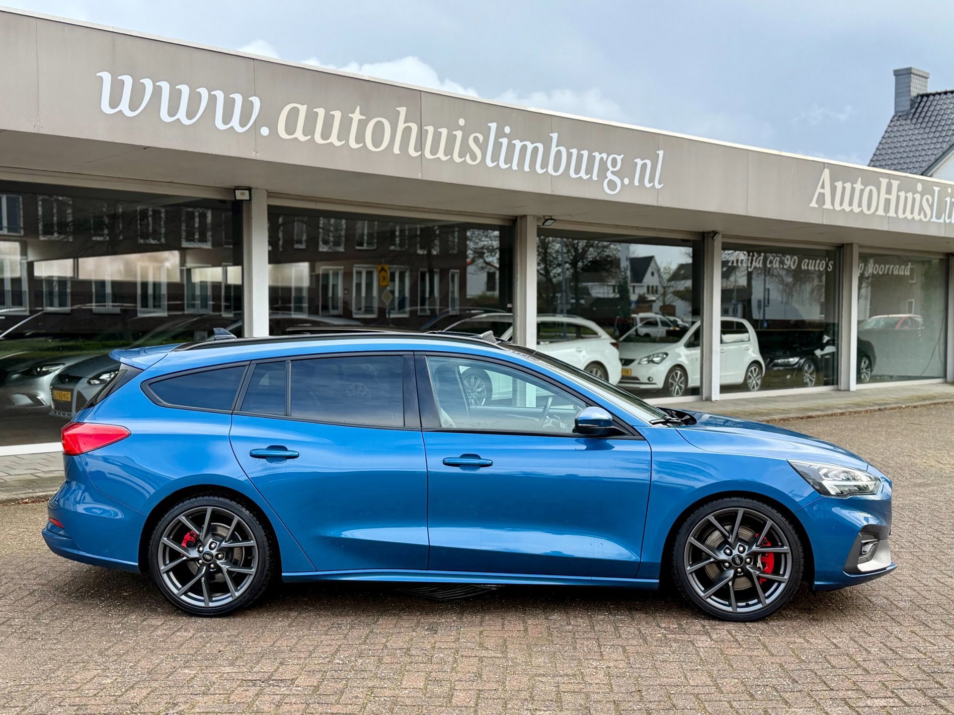 Ford Focus Wagon 2.3 EcoBoost ST-3 (2019), foto 3