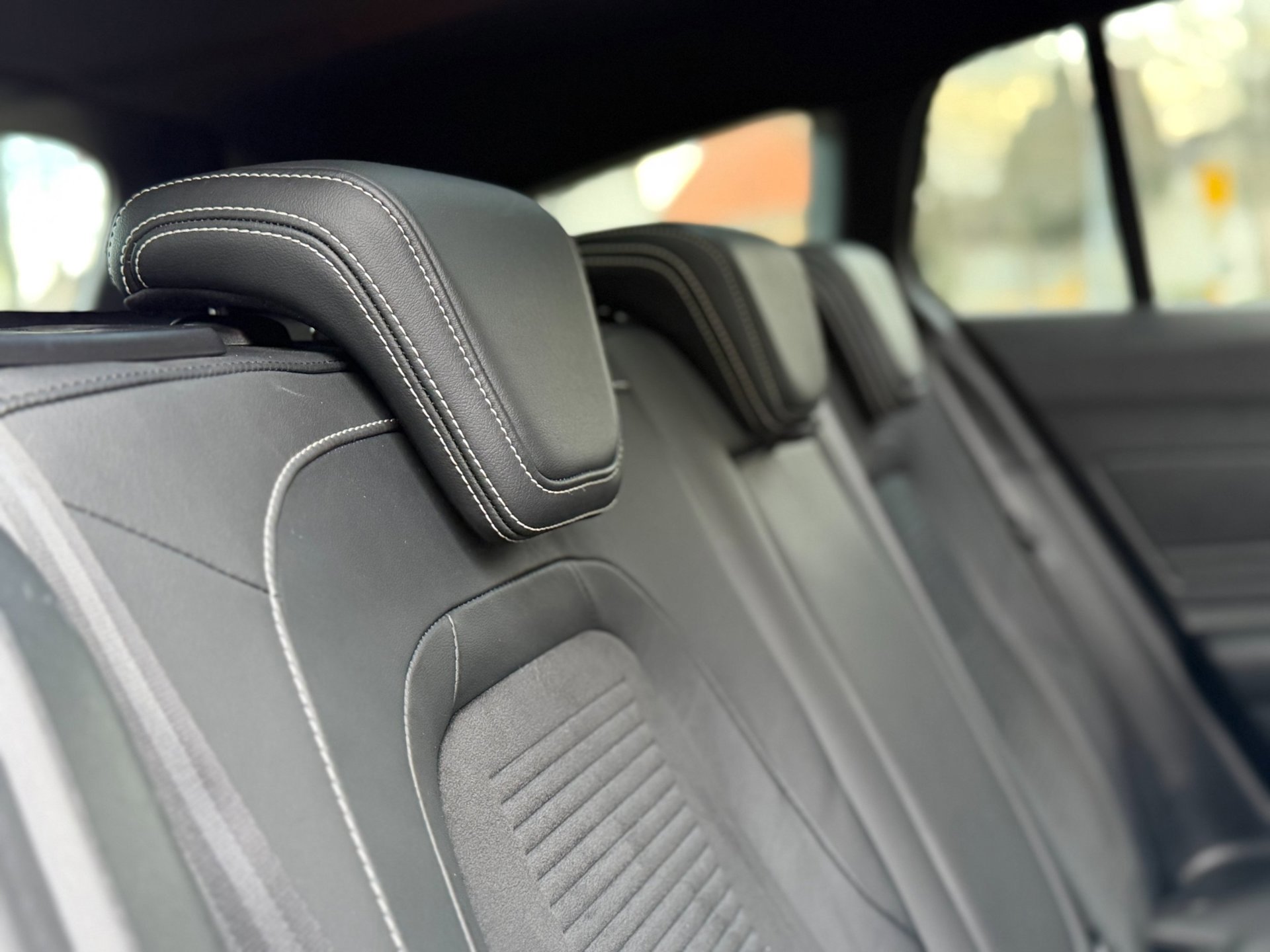 Ford Focus Wagon 2.3 EcoBoost ST-3 (2019), foto 42
