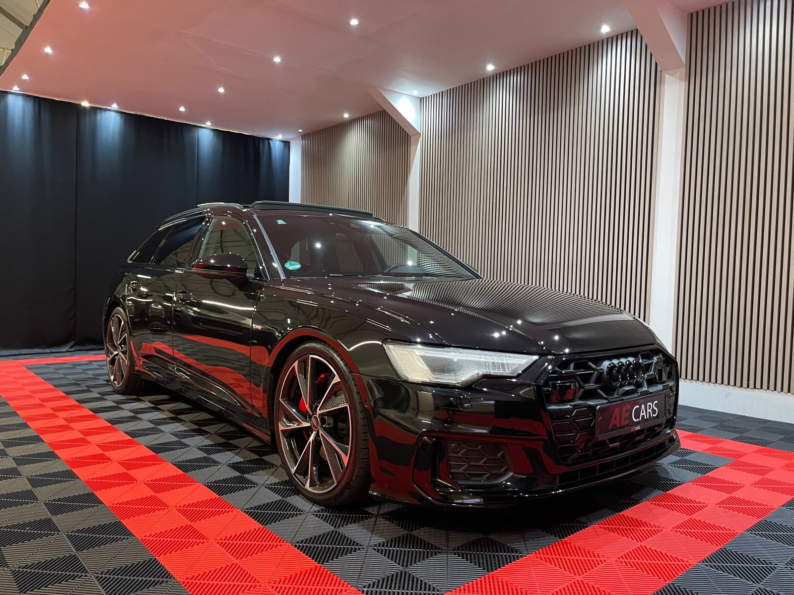 Audi A6 Avant 55 TFSI quattro S edition Competition (2024), foto 2