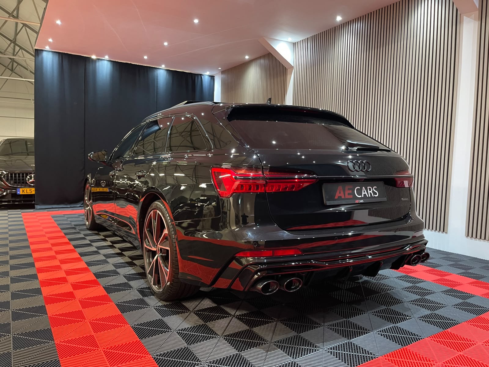 Audi A6 Avant 55 TFSI quattro S edition Competition (2024), foto 15