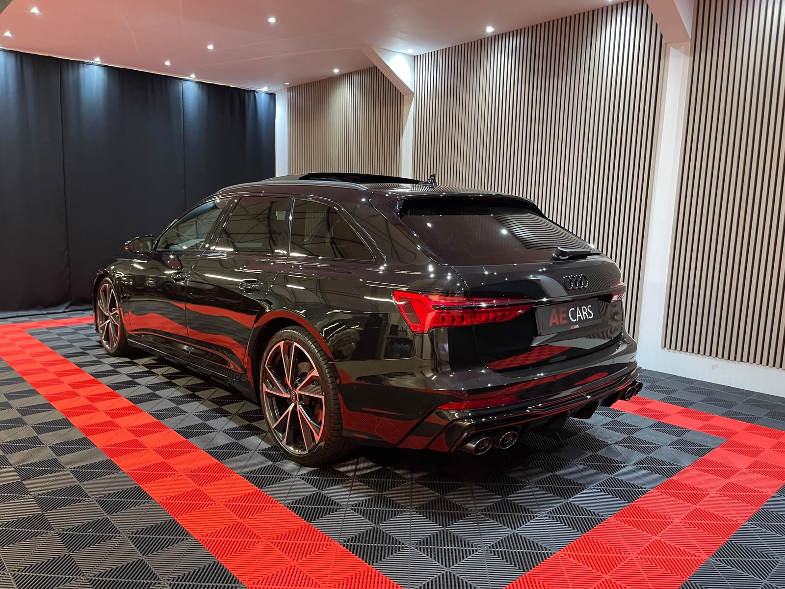 Audi A6 Avant 55 TFSI quattro S edition Competition (2024), foto 16