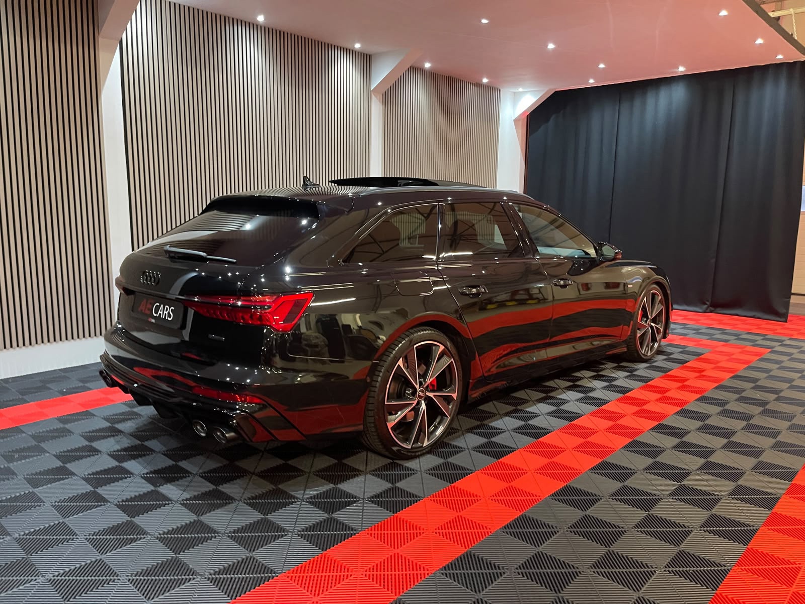 Audi A6 Avant 55 TFSI quattro S edition Competition (2024), foto 6