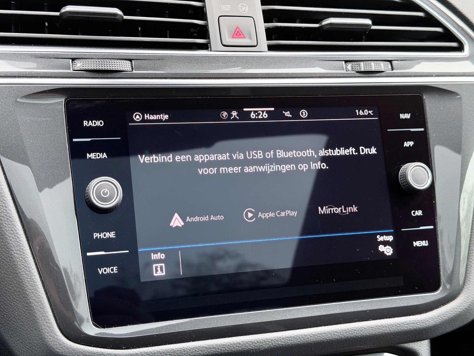 Volkswagen Tiguan 1.5 TSI R-Line (2023), foto 21
