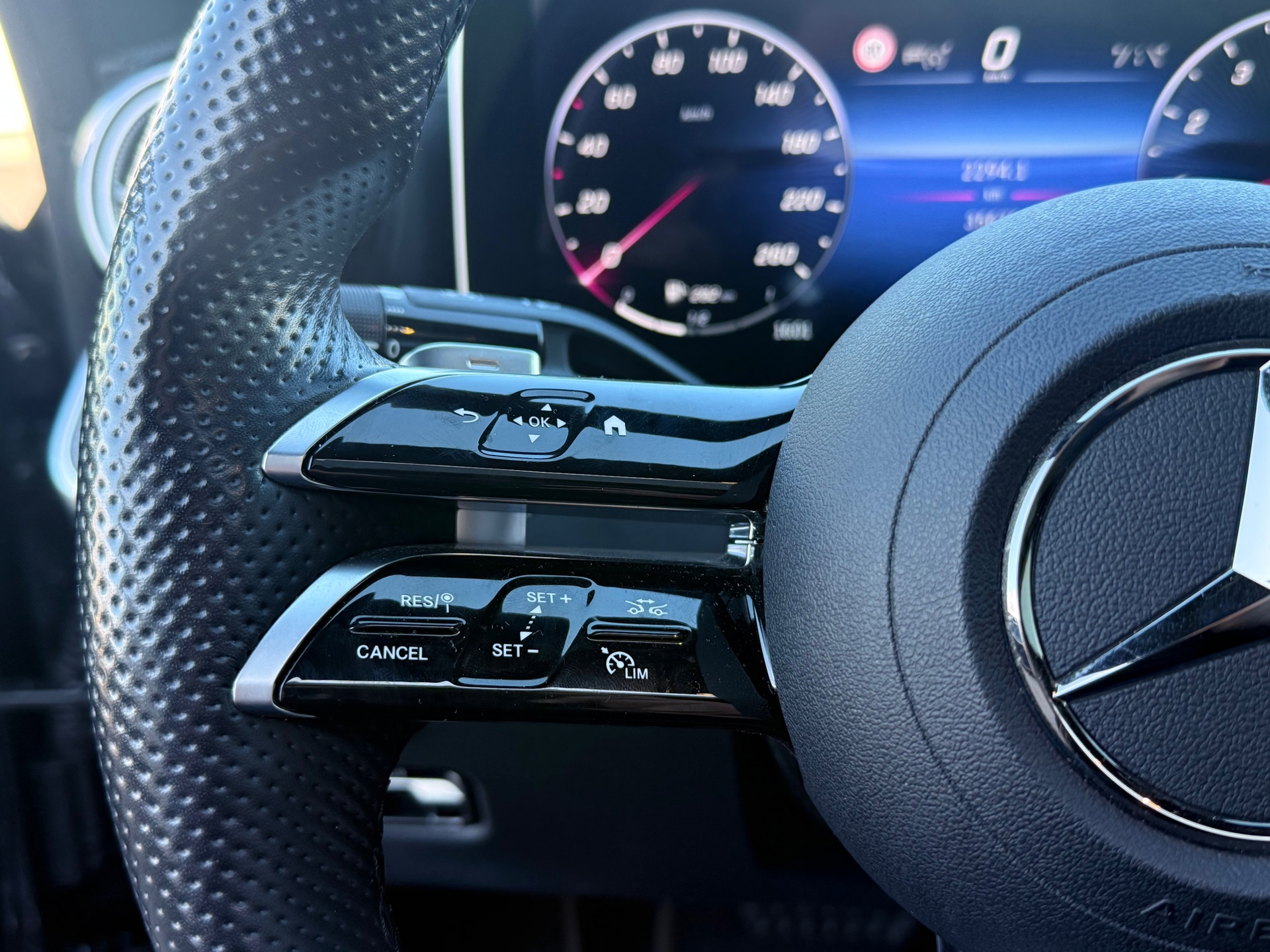 Mercedes-Benz C-klasse 300 4MATIC AMG Line (2022), foto 13