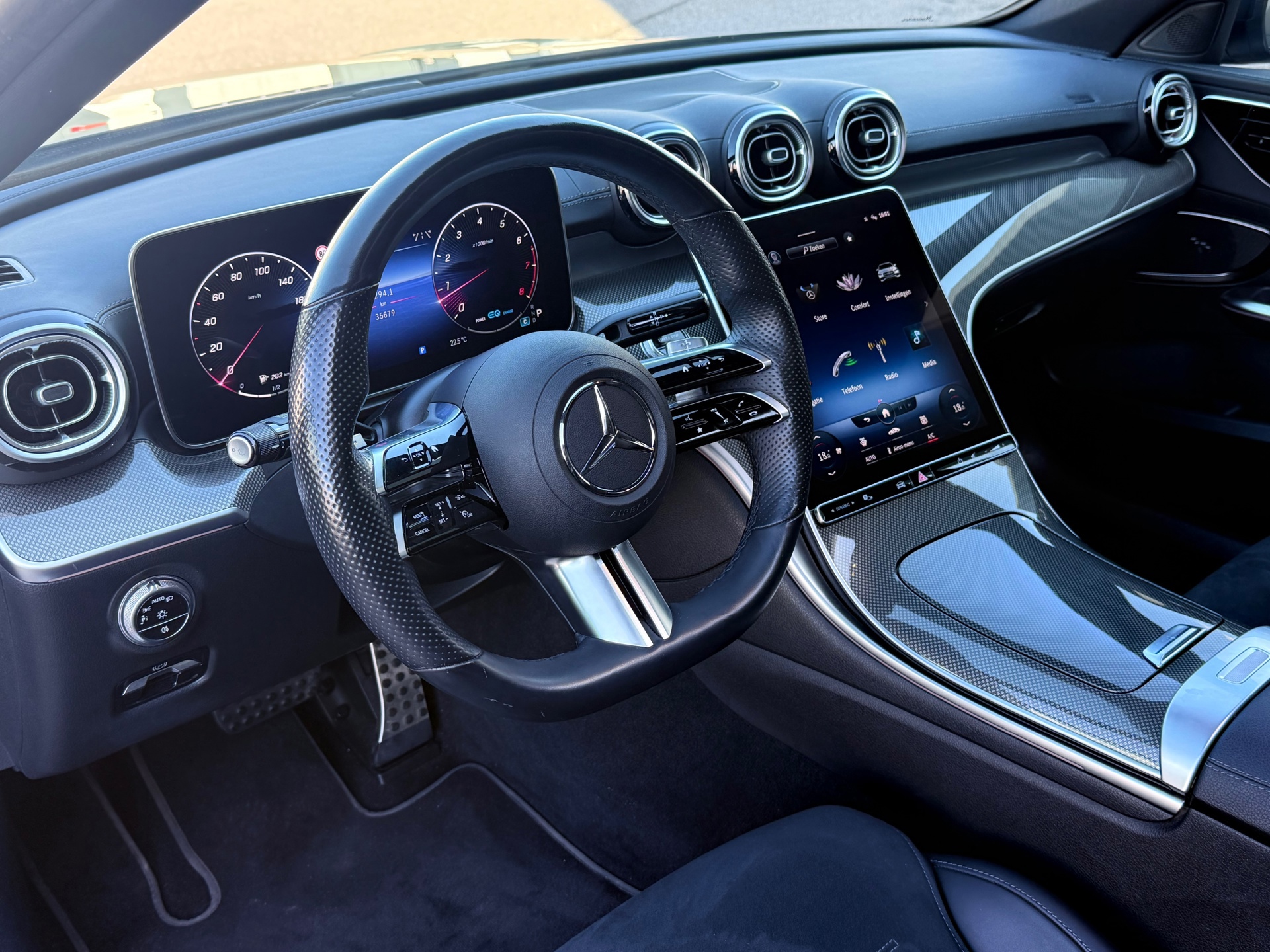 Mercedes-Benz C-klasse 300 4MATIC AMG Line (2022), foto 10