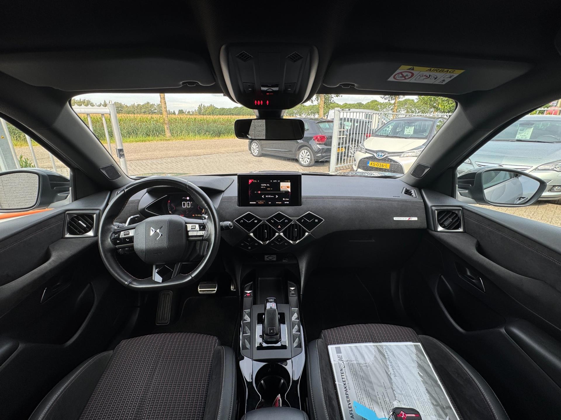 DS 3 Crossback 1.2 PureTech Business (2019), foto 2