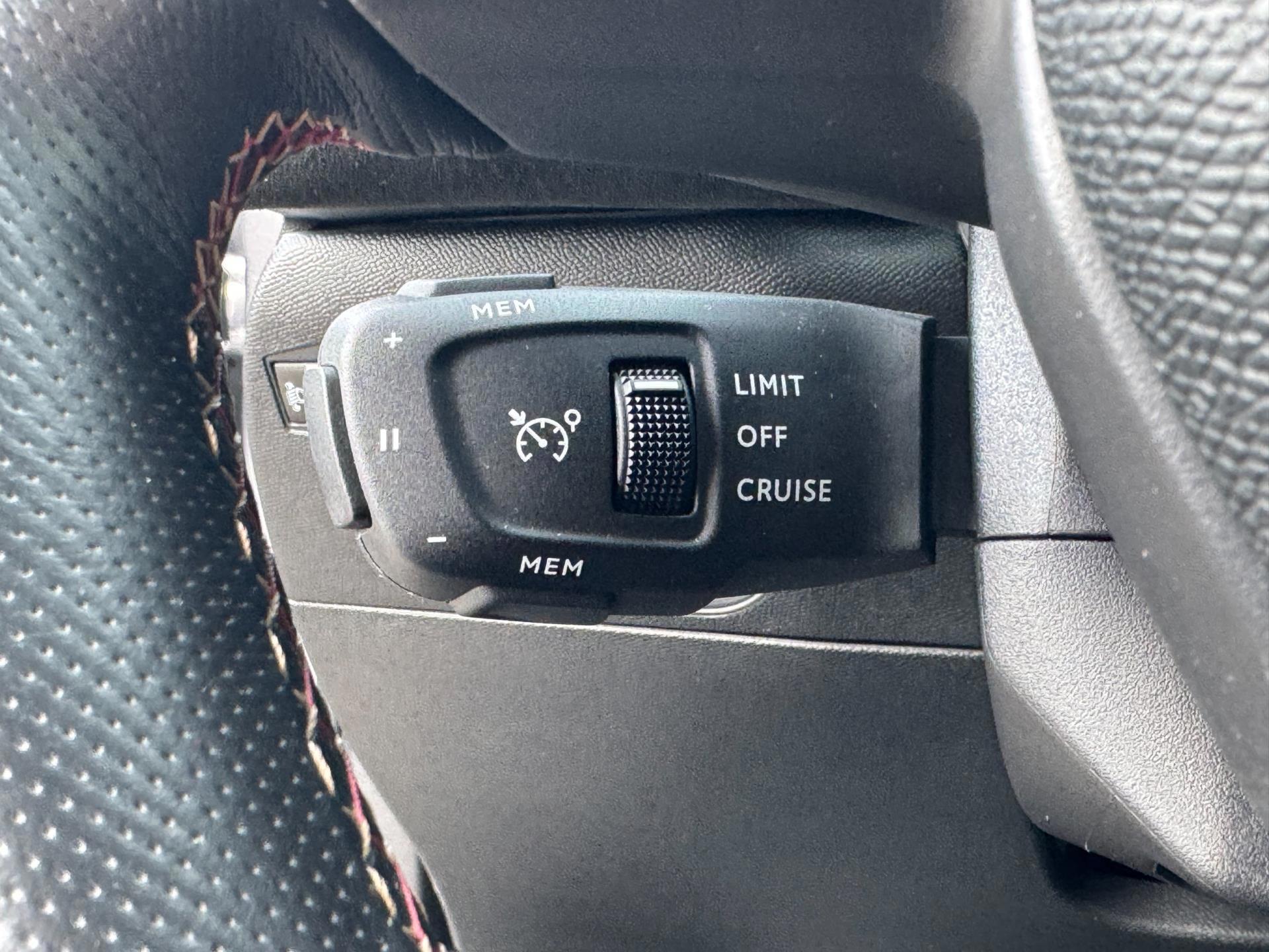 DS 3 Crossback 1.2 PureTech Business (2019), foto 15