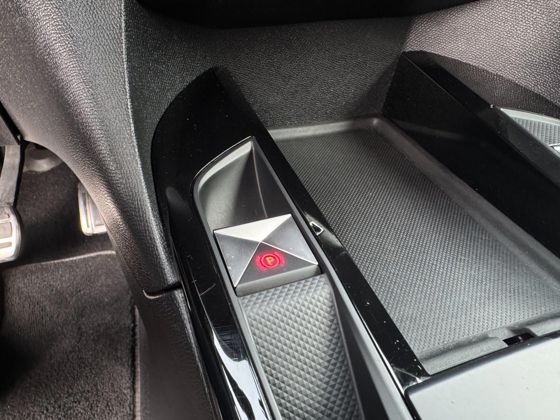 DS 3 Crossback 1.2 PureTech Business (2019), foto 31