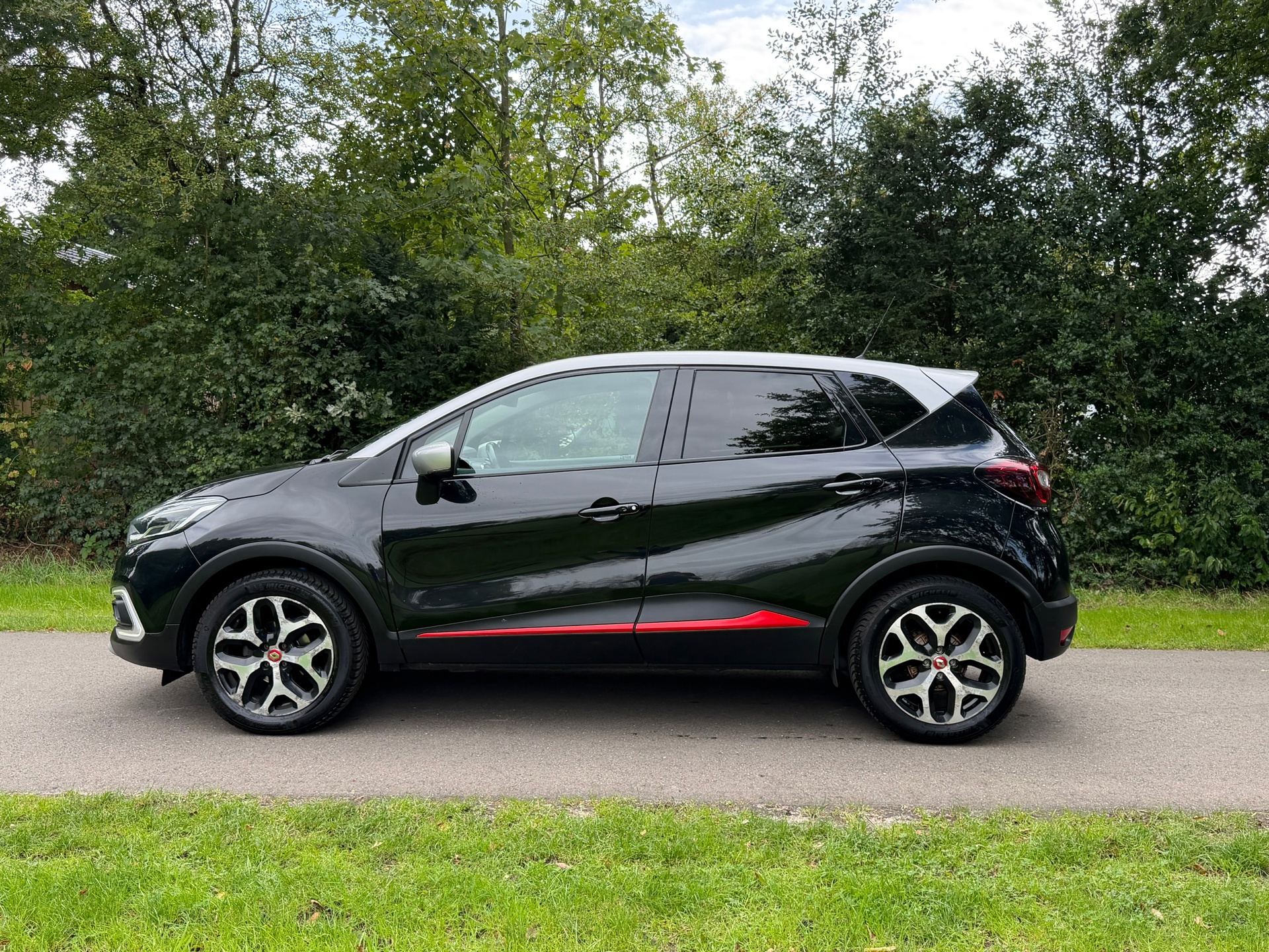 Renault Captur 0.9 TCe Bose (2019), foto 2