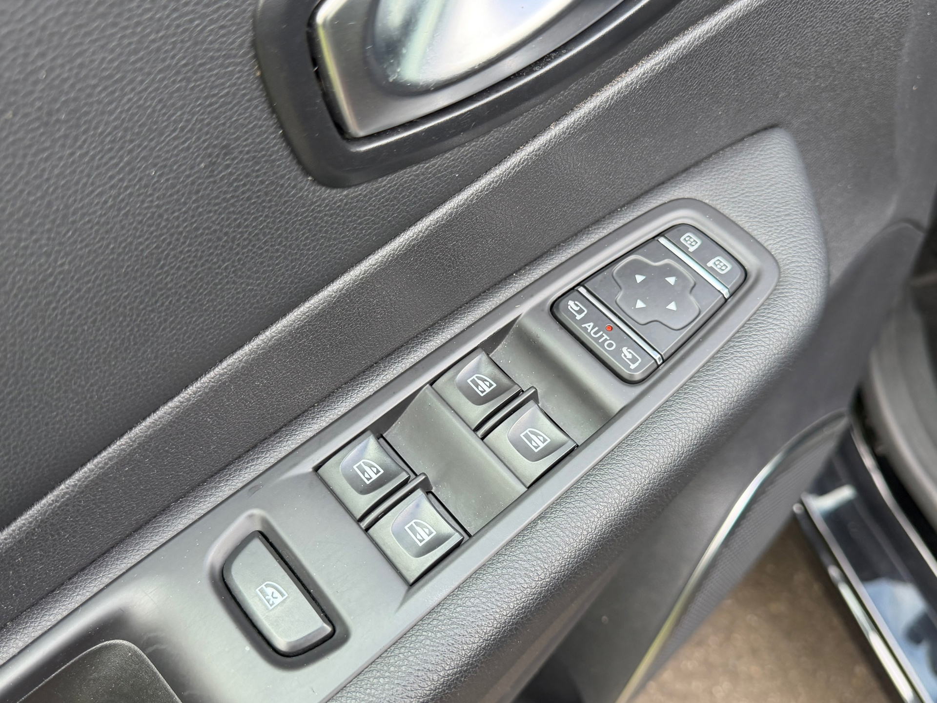 Renault Captur 0.9 TCe Bose (2019), foto 16