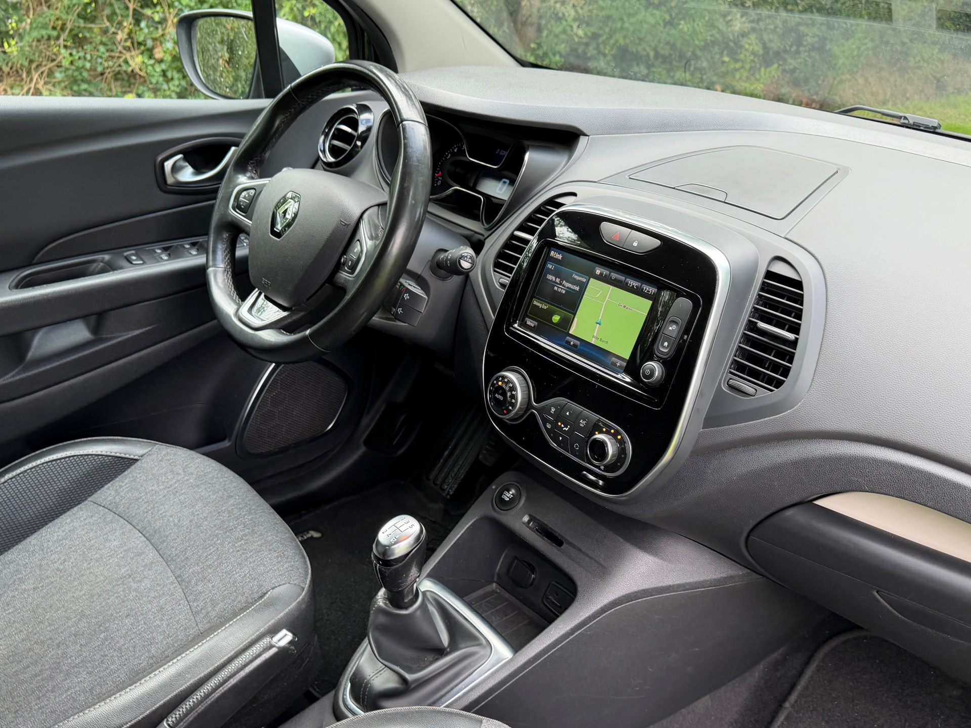 Renault Captur 0.9 TCe Bose (2019), foto 3