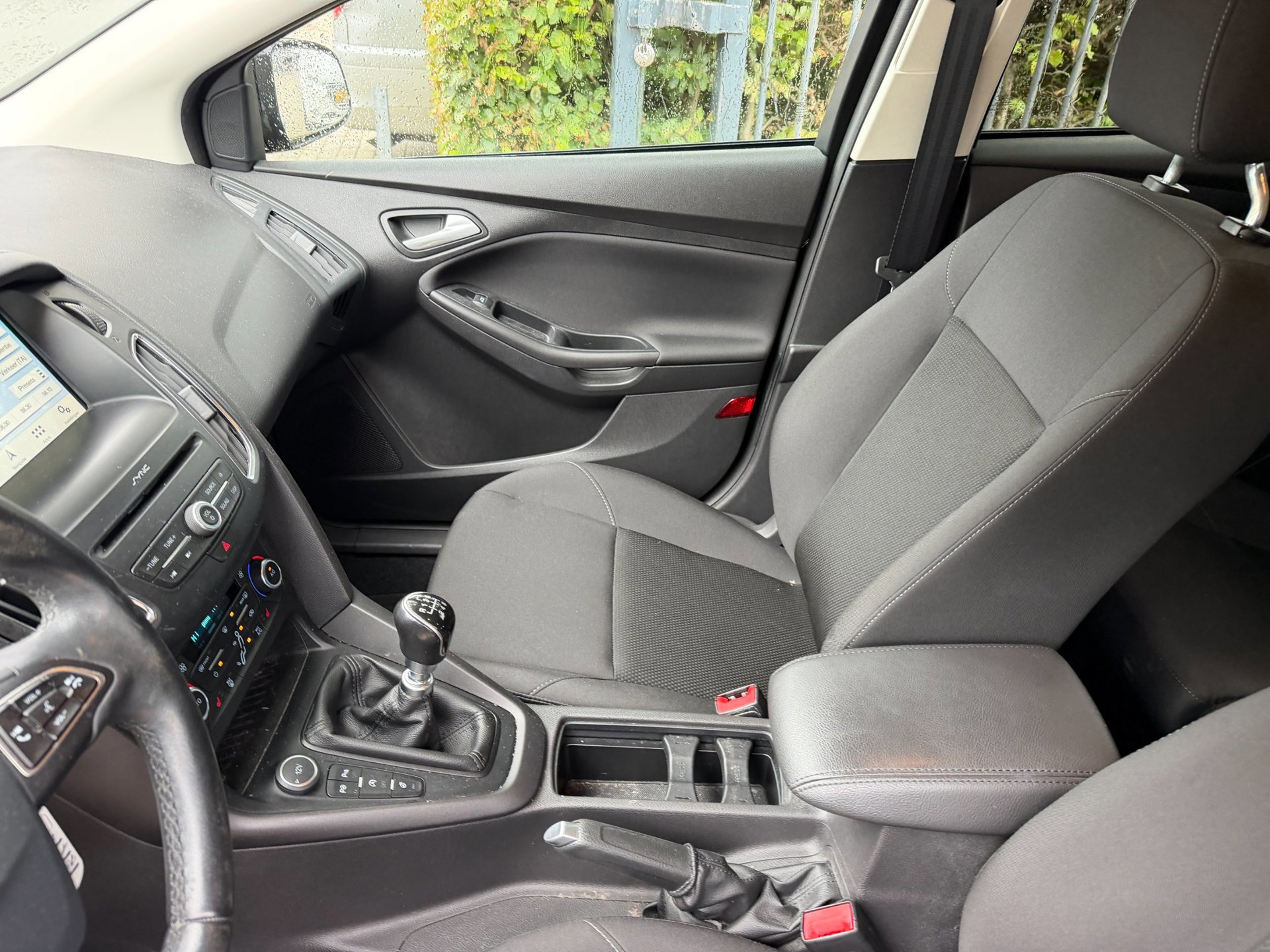Ford Focus Wagon 1.0 EcoBoost Titanium Business 1e (2018), foto 25