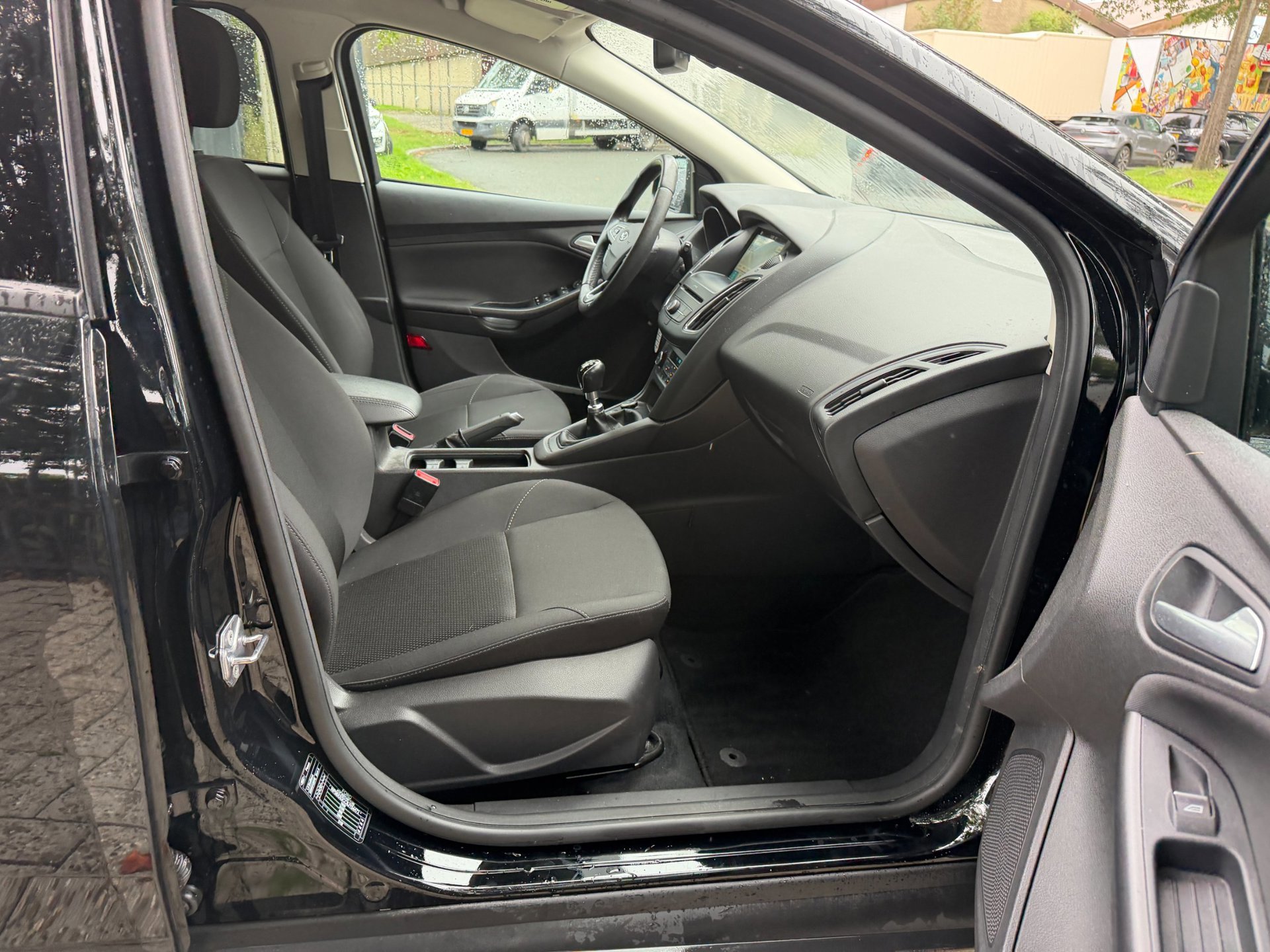 Ford Focus Wagon 1.0 EcoBoost Titanium Business 1e (2018), foto 58