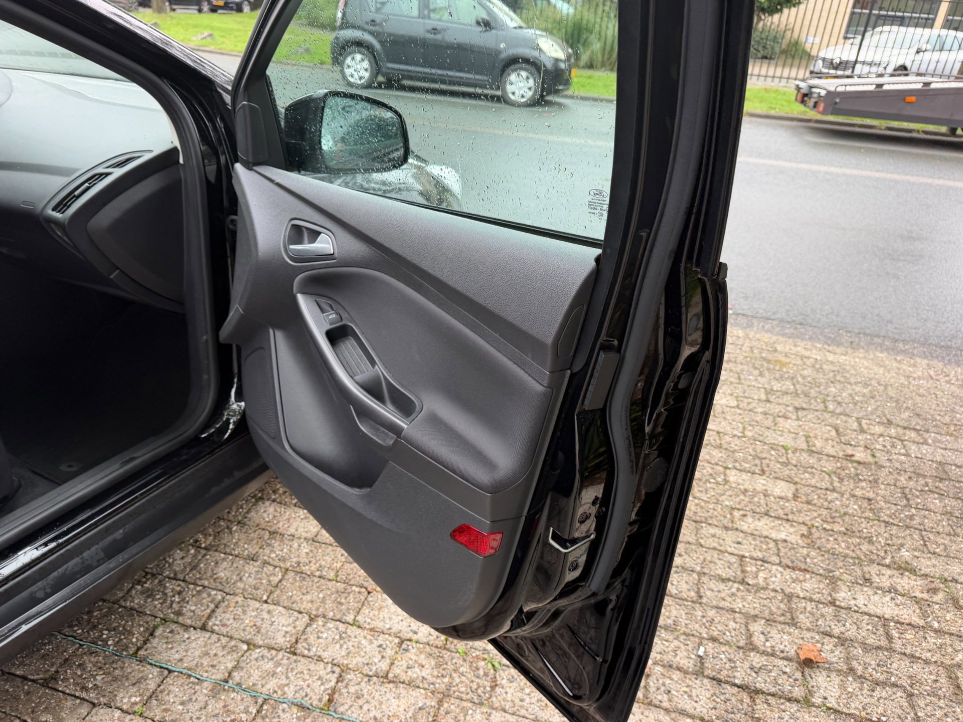 Ford Focus Wagon 1.0 EcoBoost Titanium Business 1e (2018), foto 60