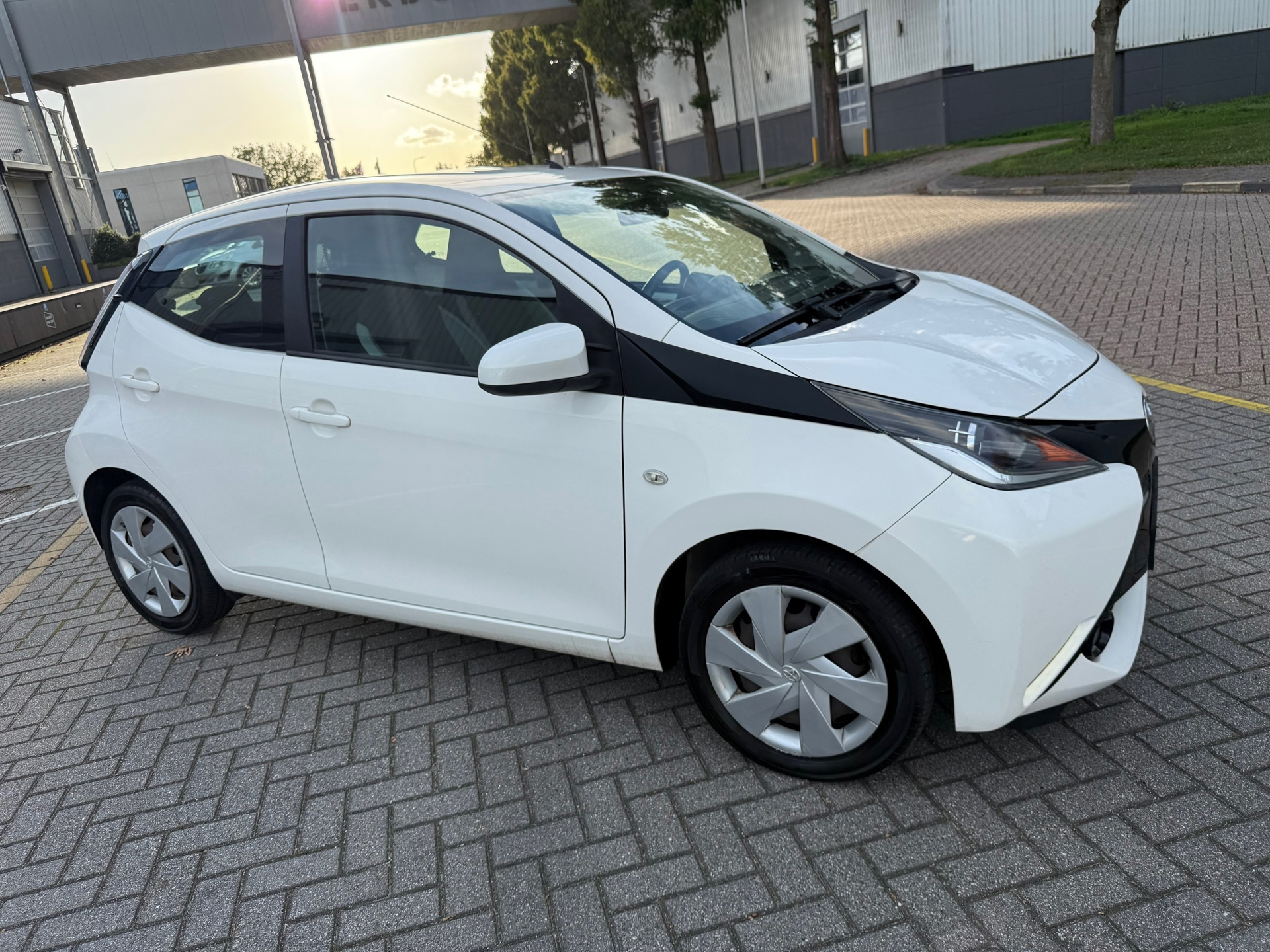 Toyota Aygo 1.0 VVT-i x-play (2017), foto 4