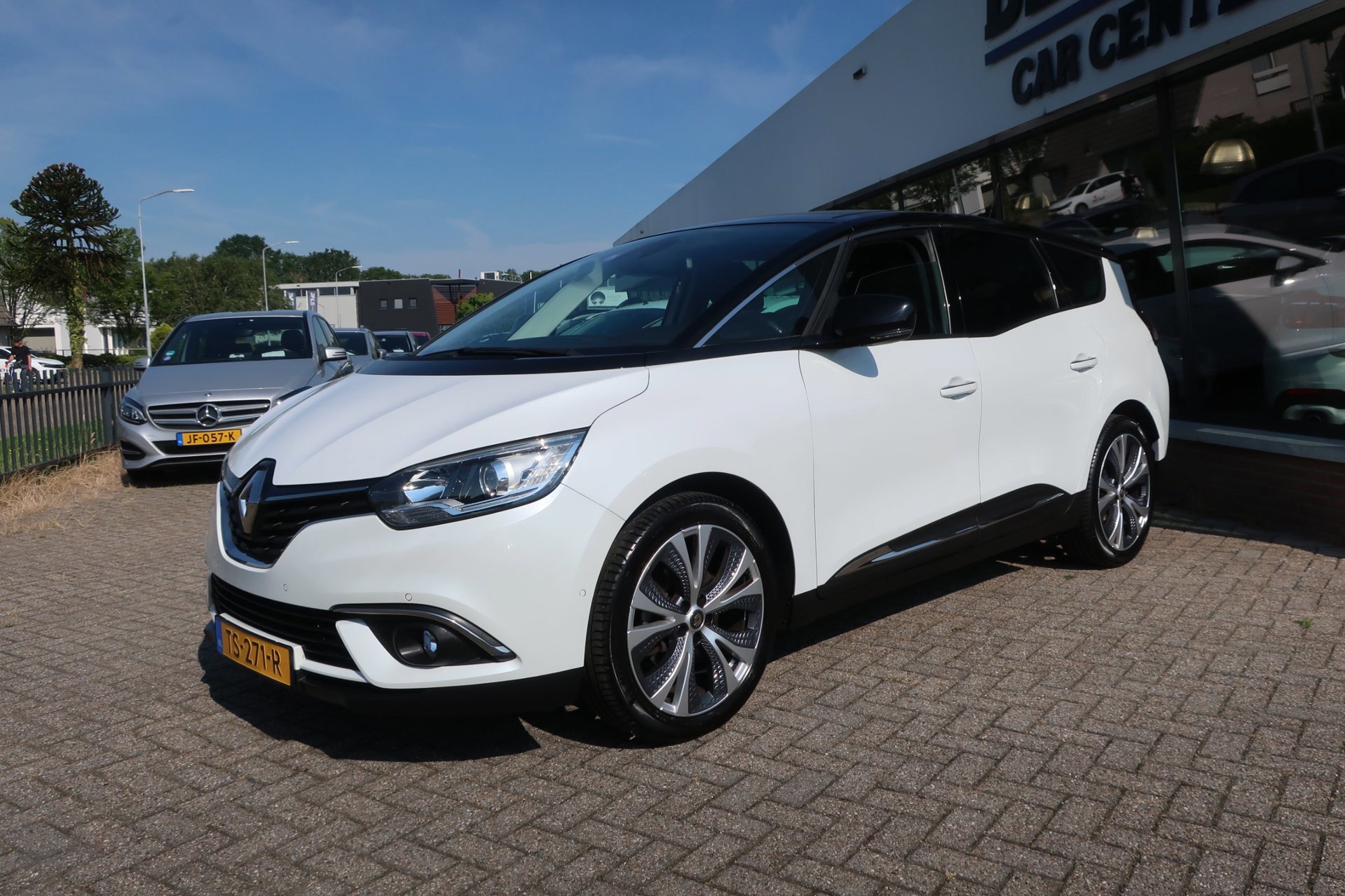 Renault Grand Scénic 1.3 TCe Intens 7p. 1e (2018), foto 3