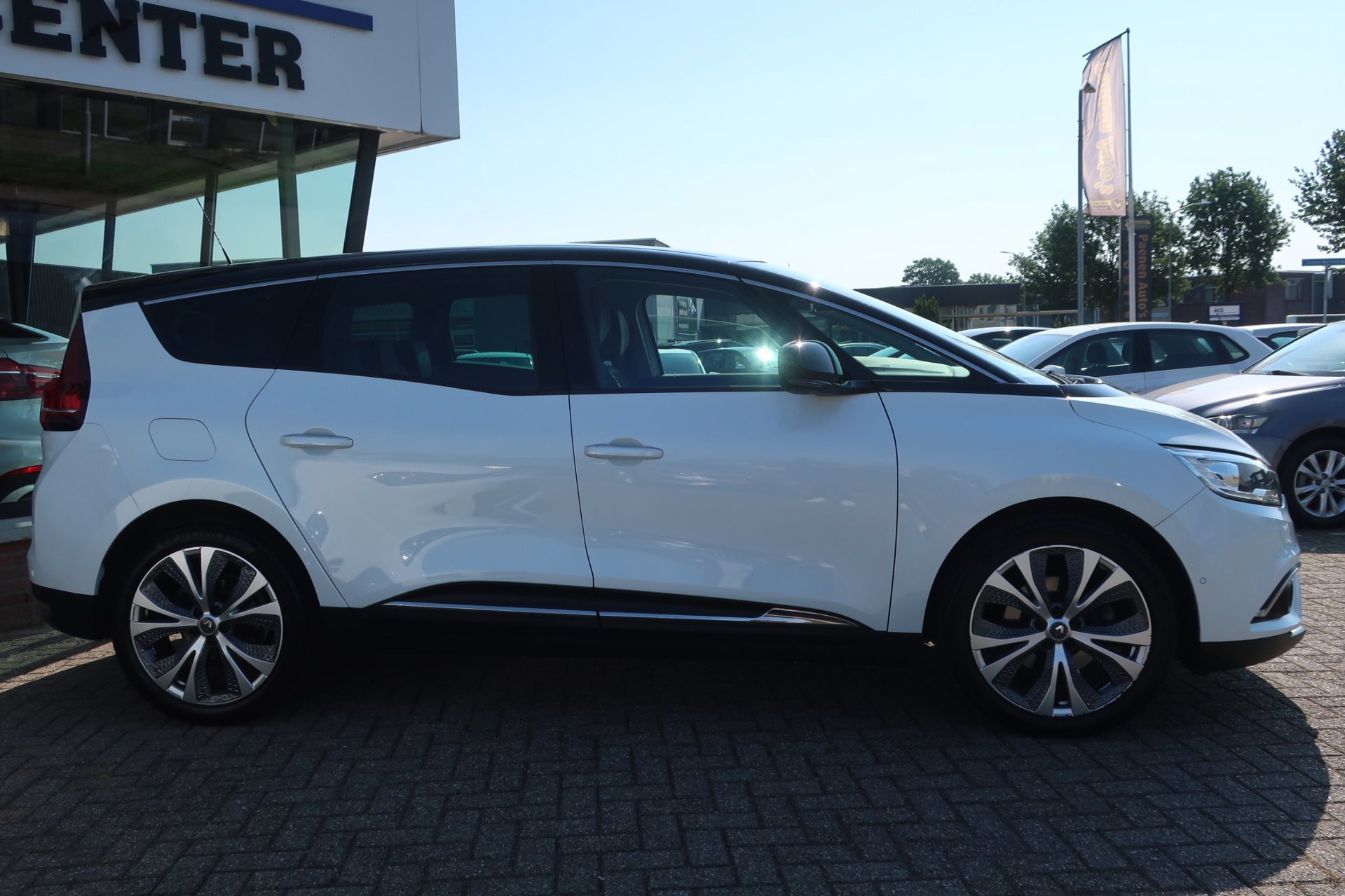Renault Grand Scénic 1.3 TCe Intens 7p. 1e (2018), foto 6
