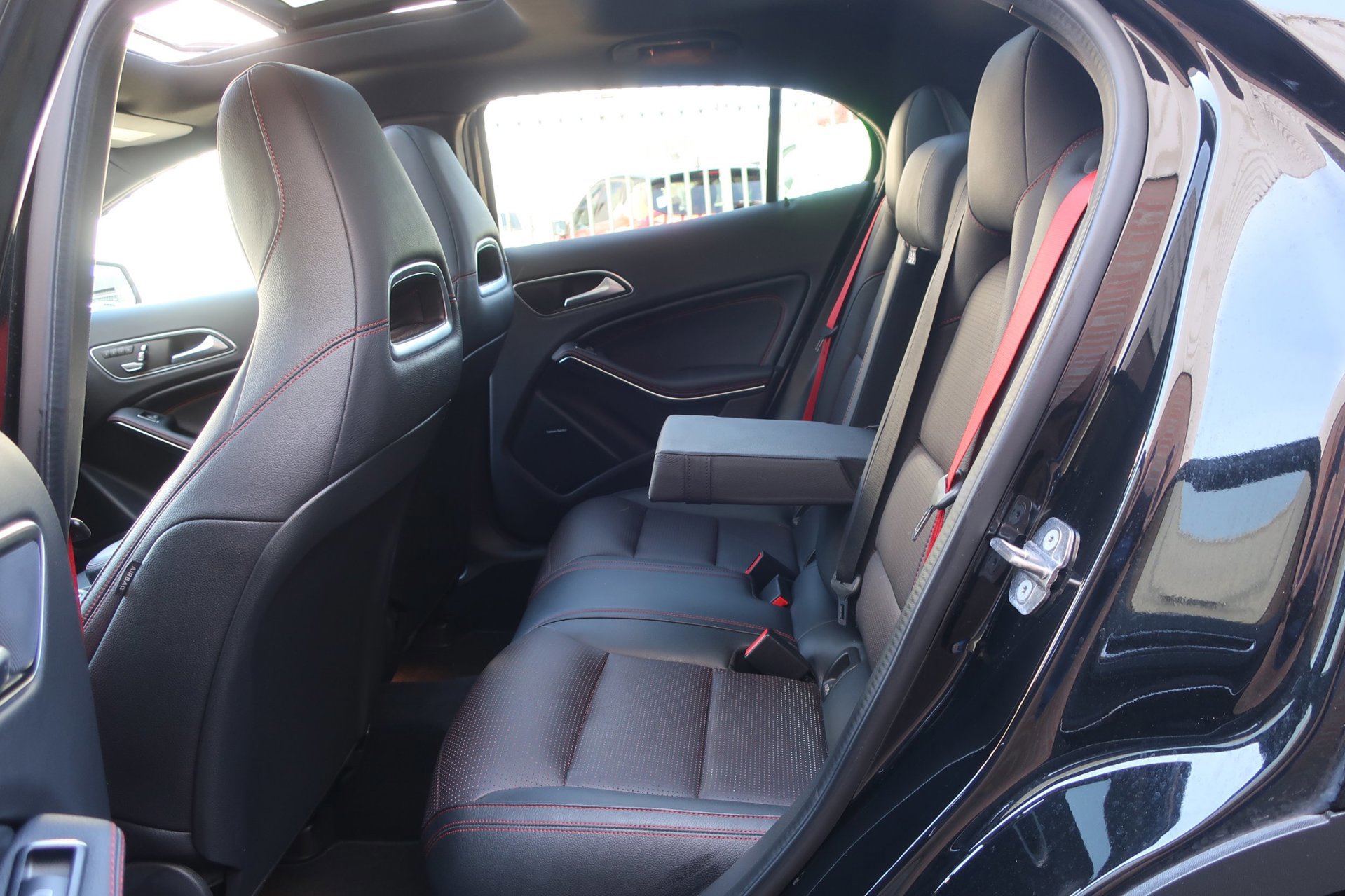 Mercedes-Benz GLA-klasse AMG 45 4MATIC Premium Plus ADAP-CRUIS_ 360CAM_ (2018), foto 21