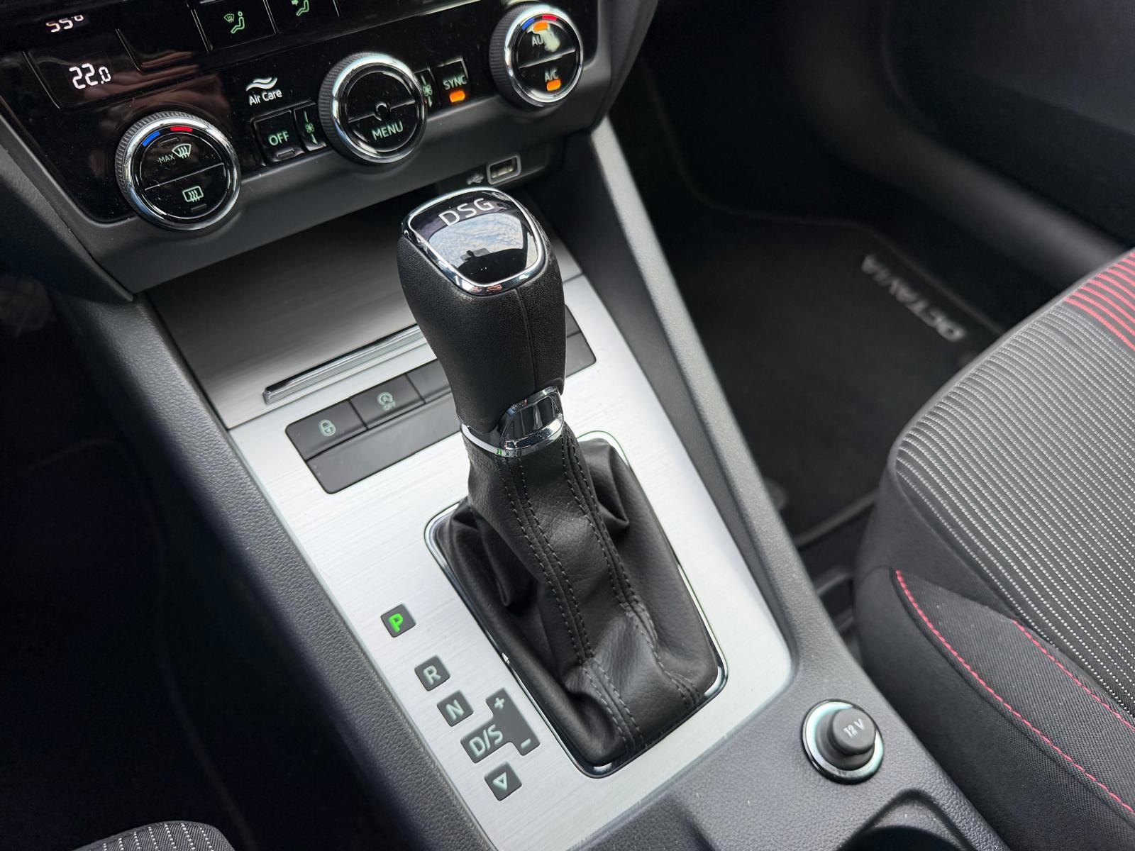 Skoda Octavia Combi 1.5 TSI Greentech Sport Business-NL auto-1 (2020), foto 14