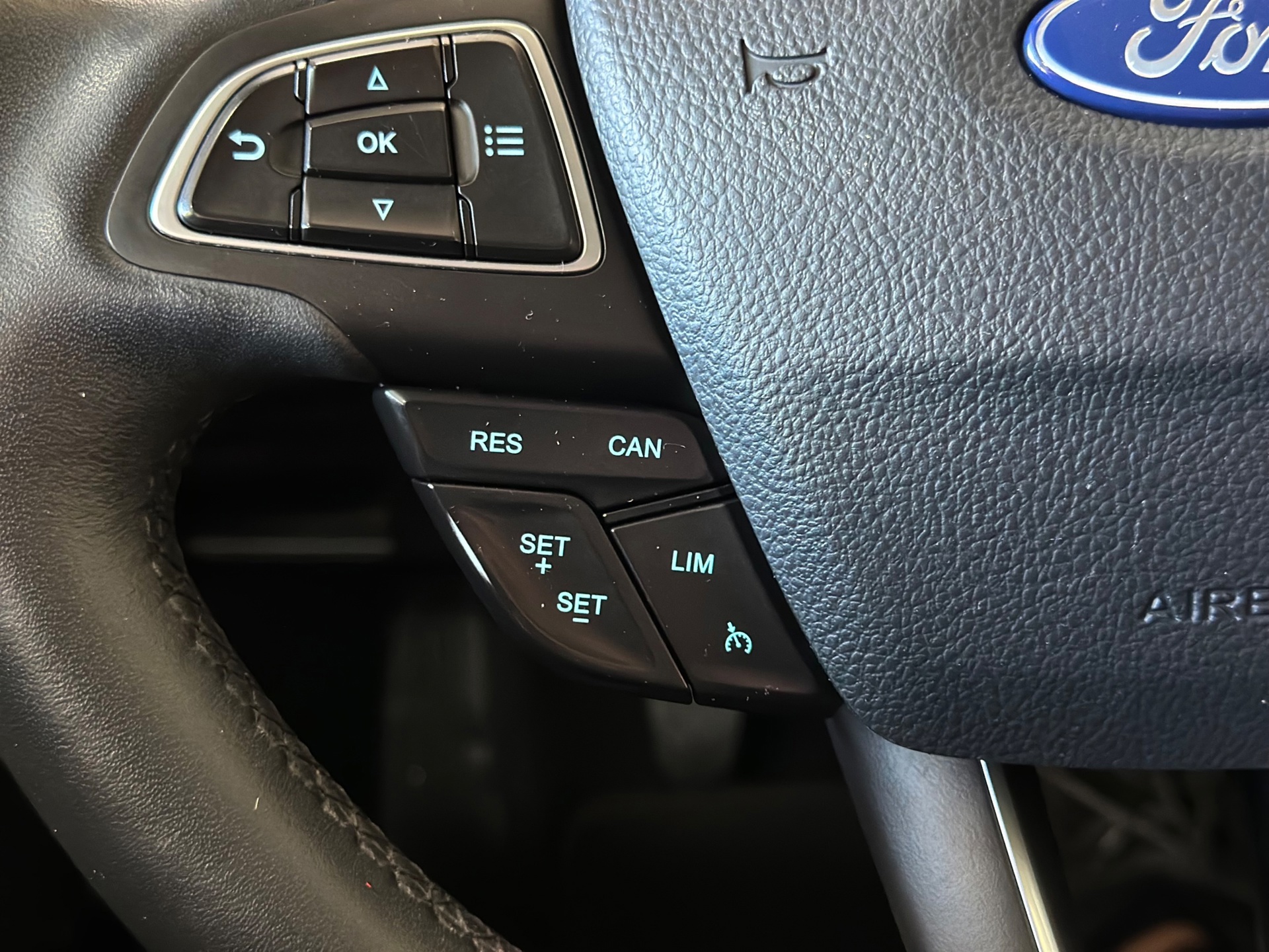 Ford EcoSport 1.0 EcoBoost Trend Essential (2018), foto 22