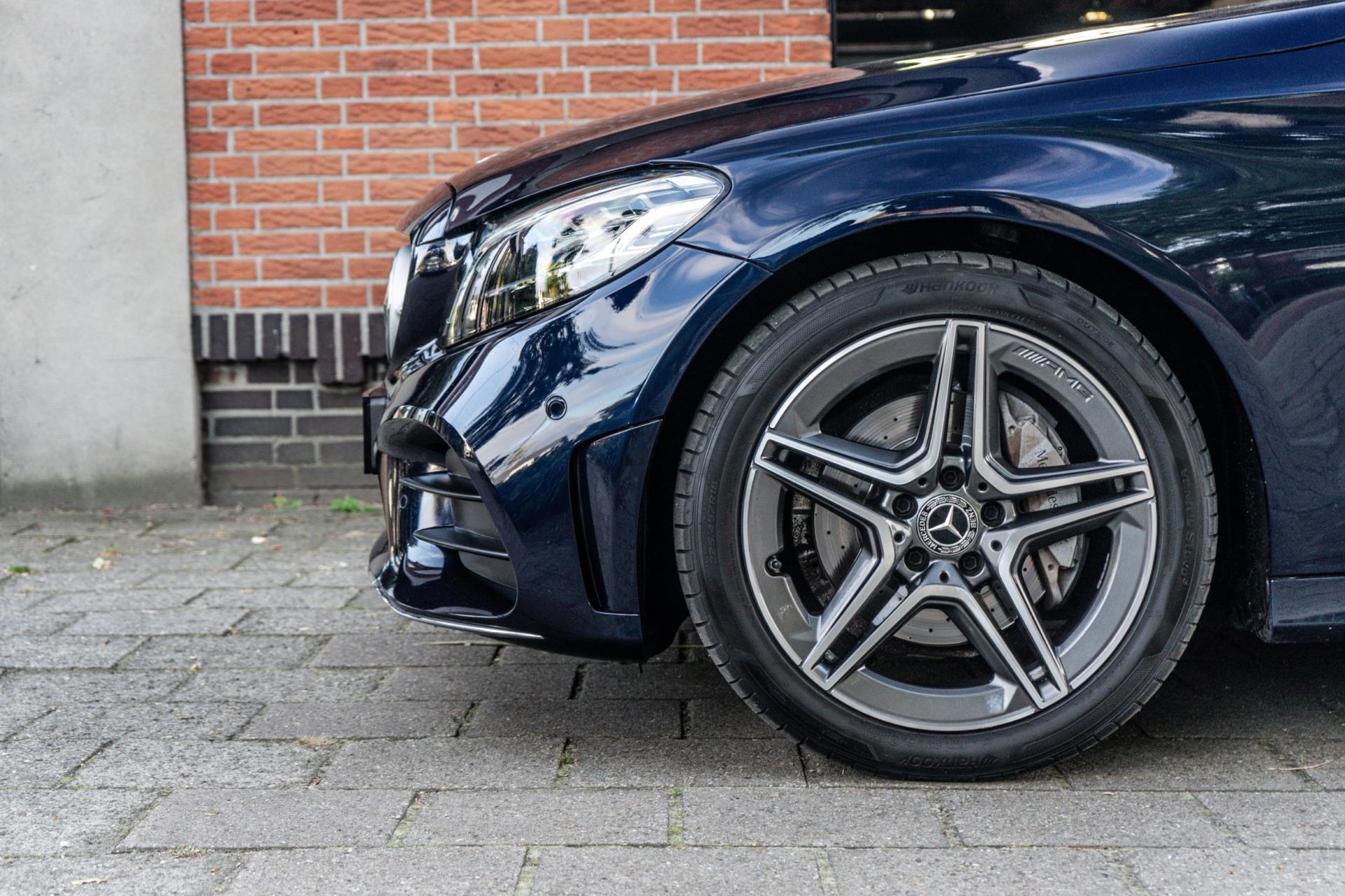 Mercedes-Benz C-klasse 180 AMG Line (2019), foto 8