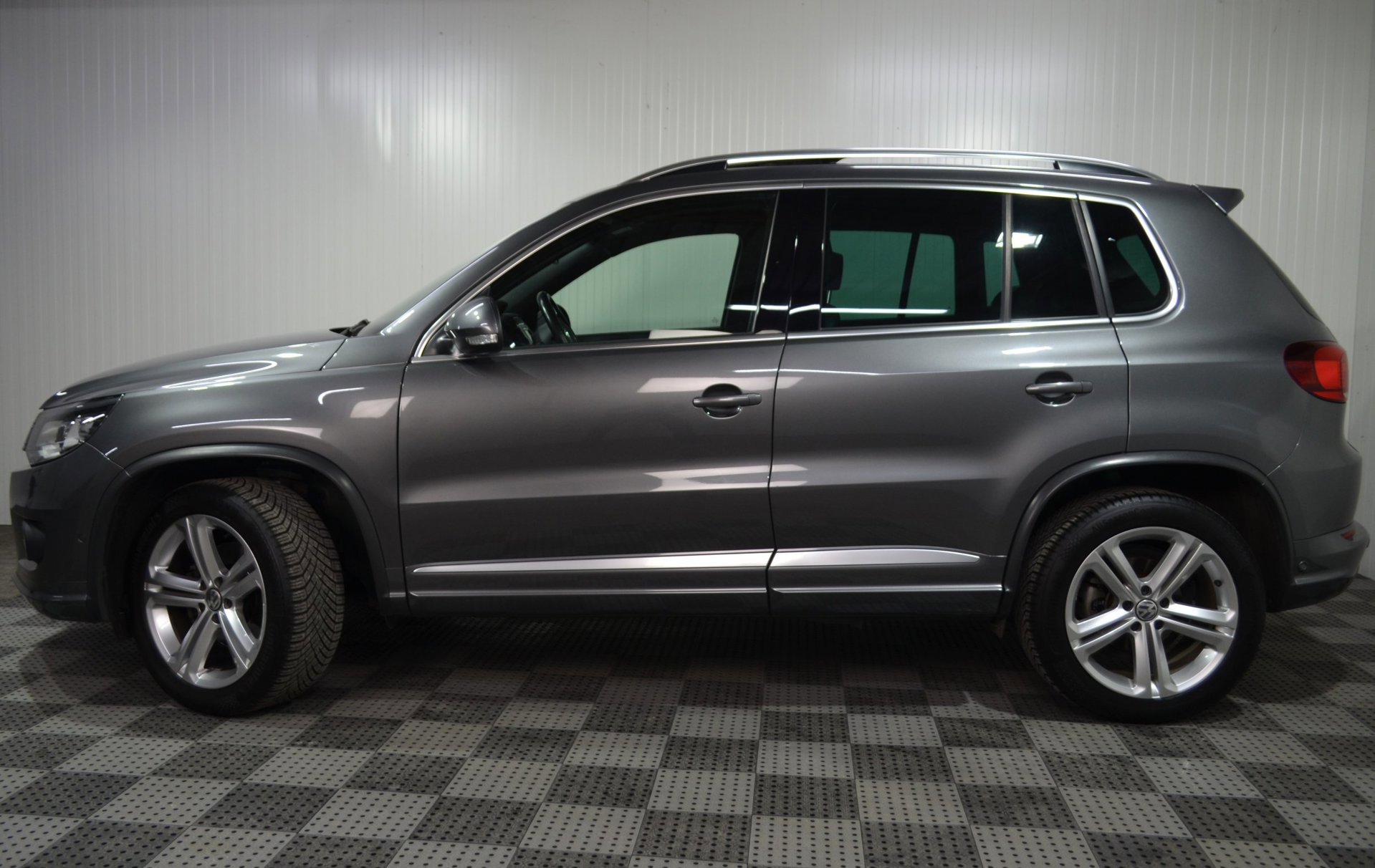 Volkswagen Tiguan 1.4 TSI R-Line Edition (2016), foto 3