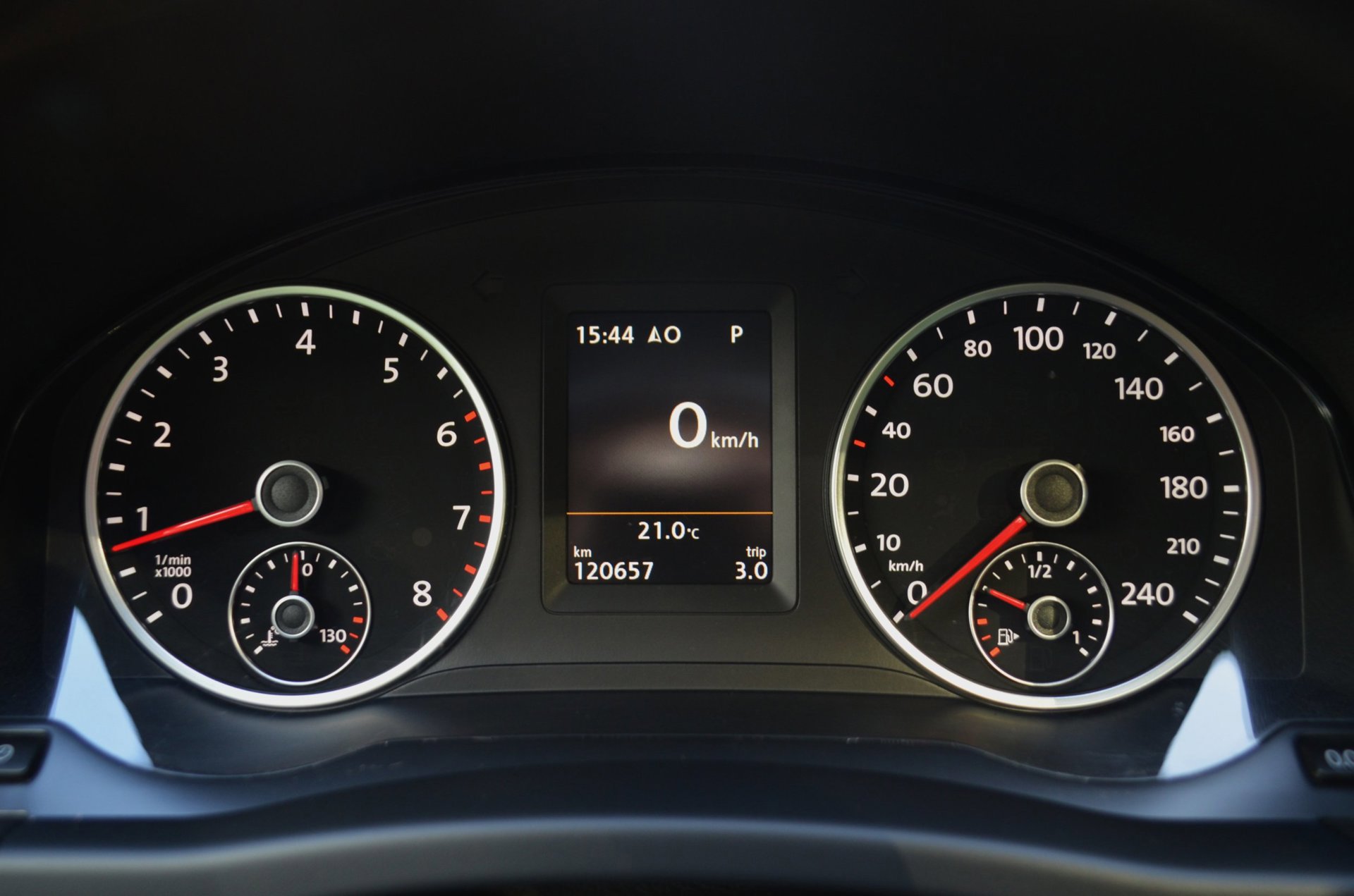 Volkswagen Tiguan 1.4 TSI R-Line Edition (2016), foto 22