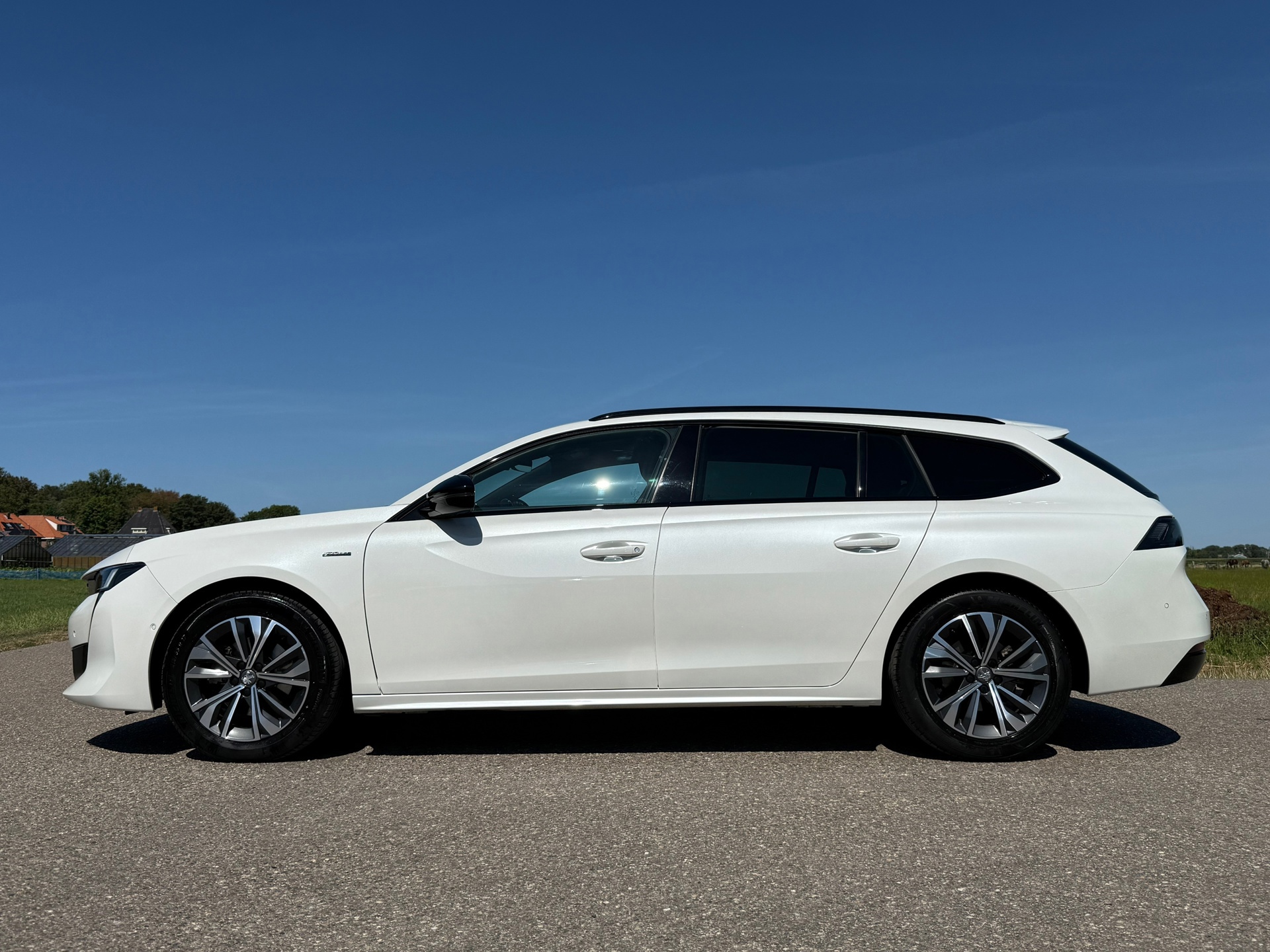 Peugeot 508 SW 1.6 PureTech Blue Lease GT Line (2021), foto 2