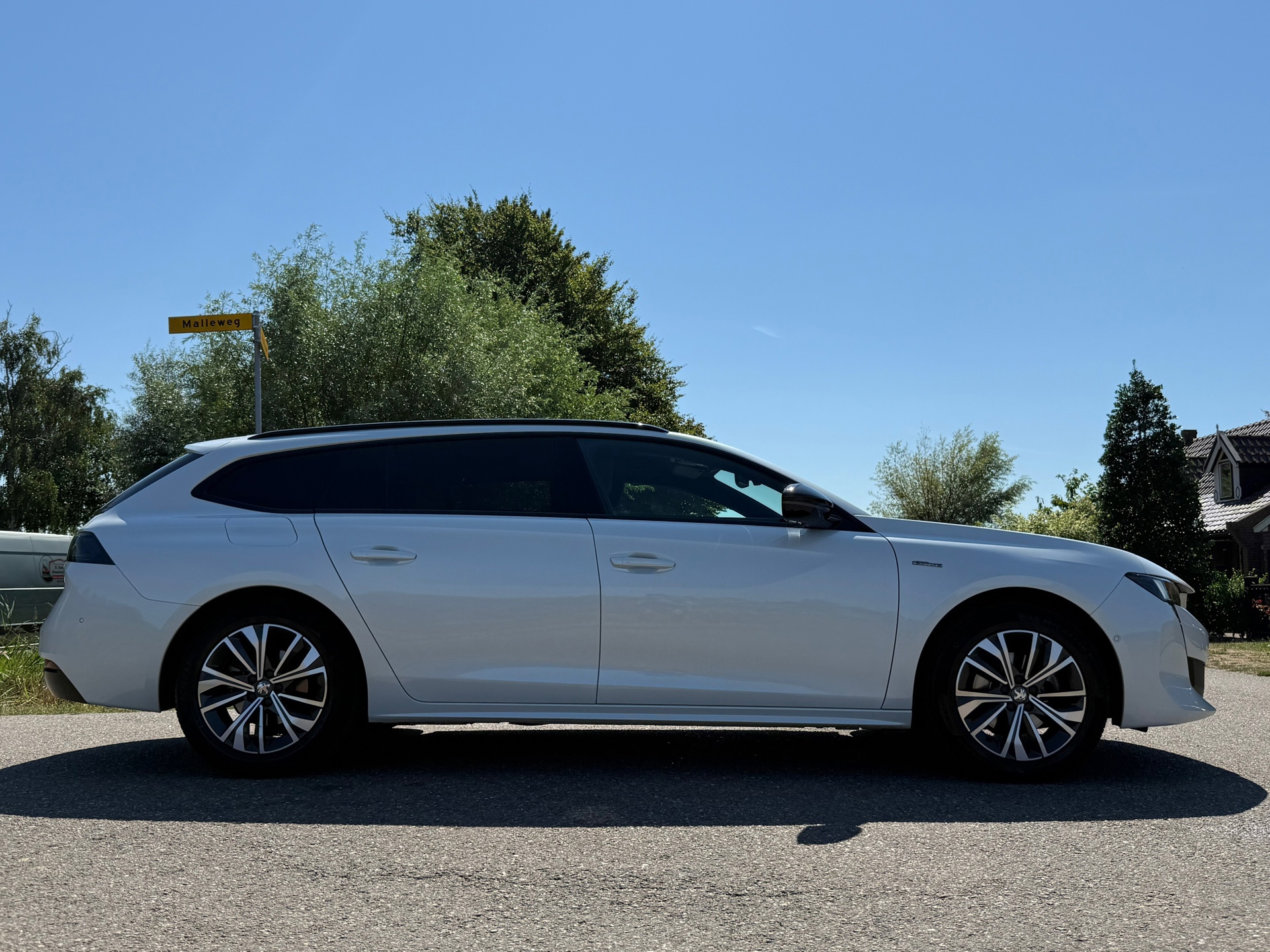 Peugeot 508 SW 1.6 PureTech Blue Lease GT Line (2021), foto 32
