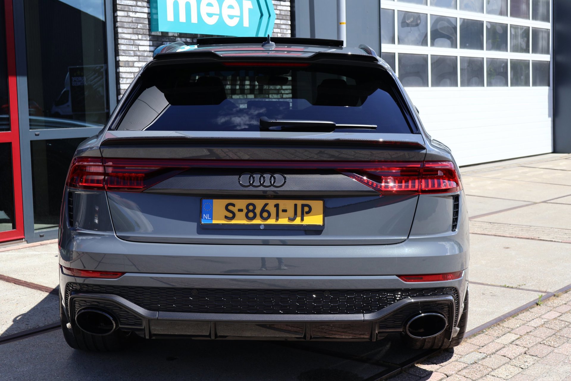 Audi Q8 4.0 TFSI RS quattro URBAN (2022), foto 40