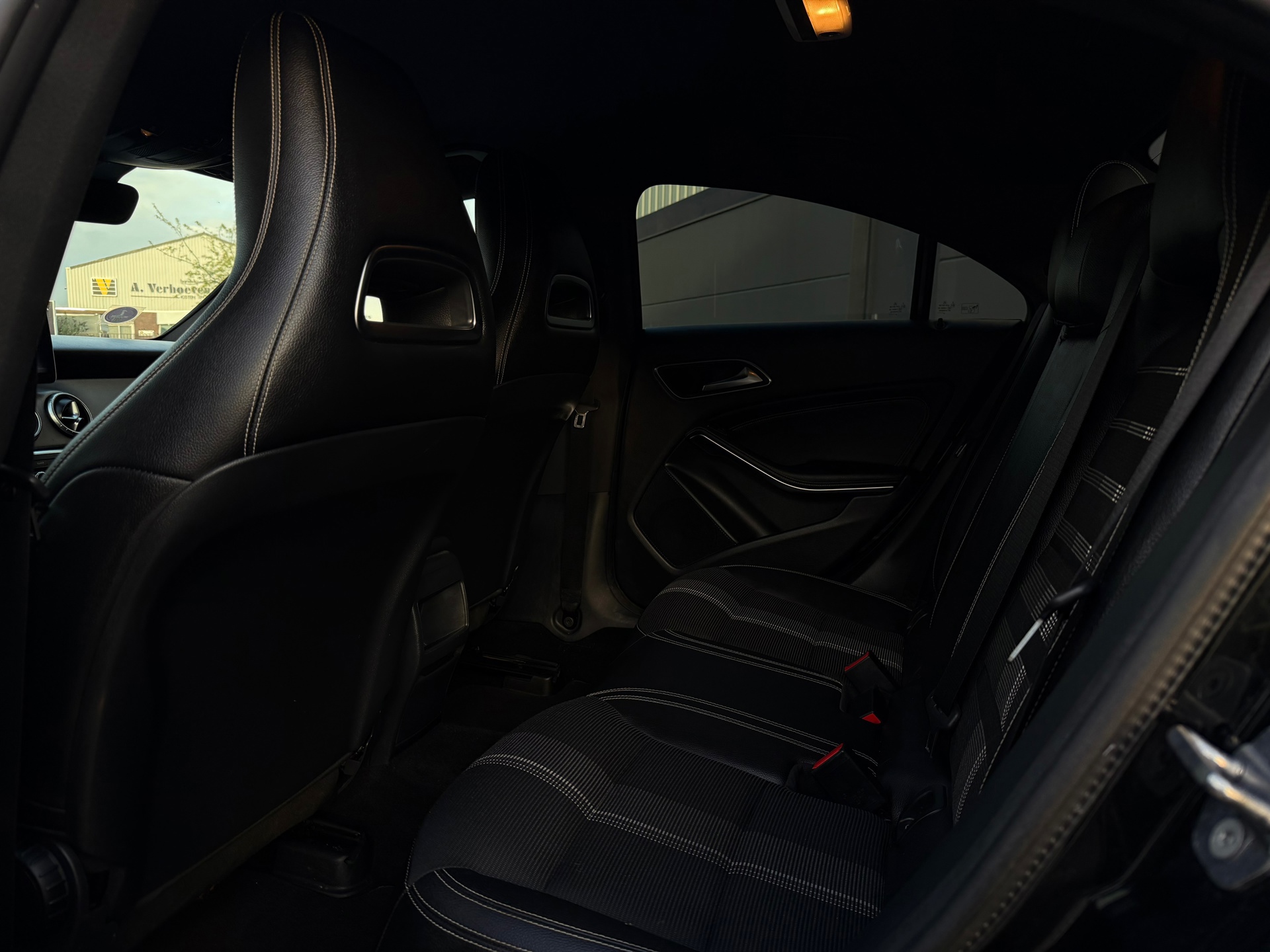 Mercedes-Benz CLA-klasse 180 Business Solution (2018), foto 10