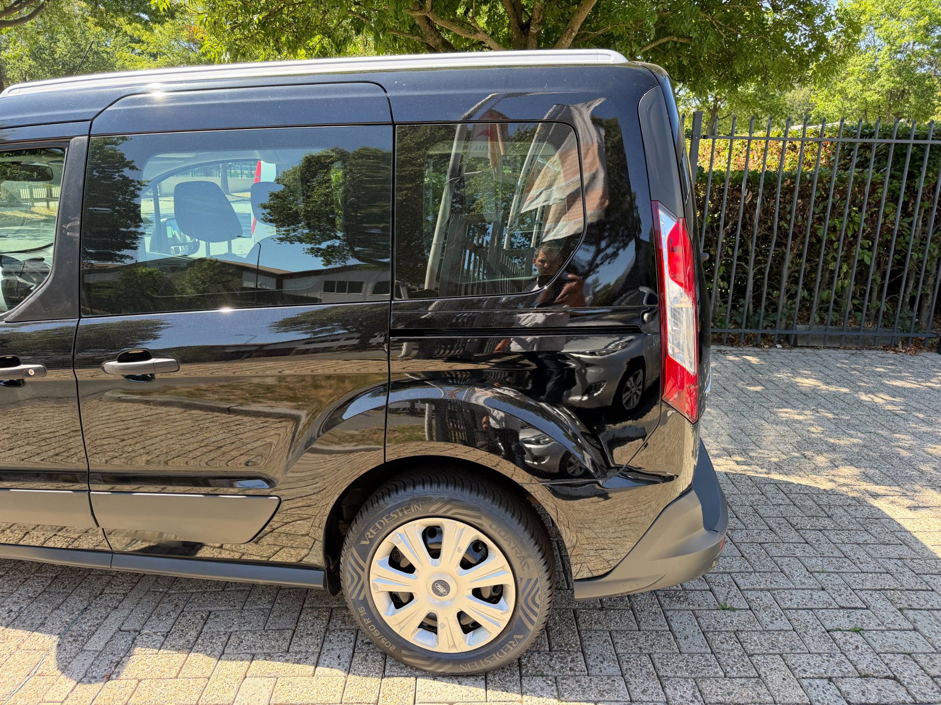 Ford Tourneo Connect Compact 1.0 Trend (2018), foto 130