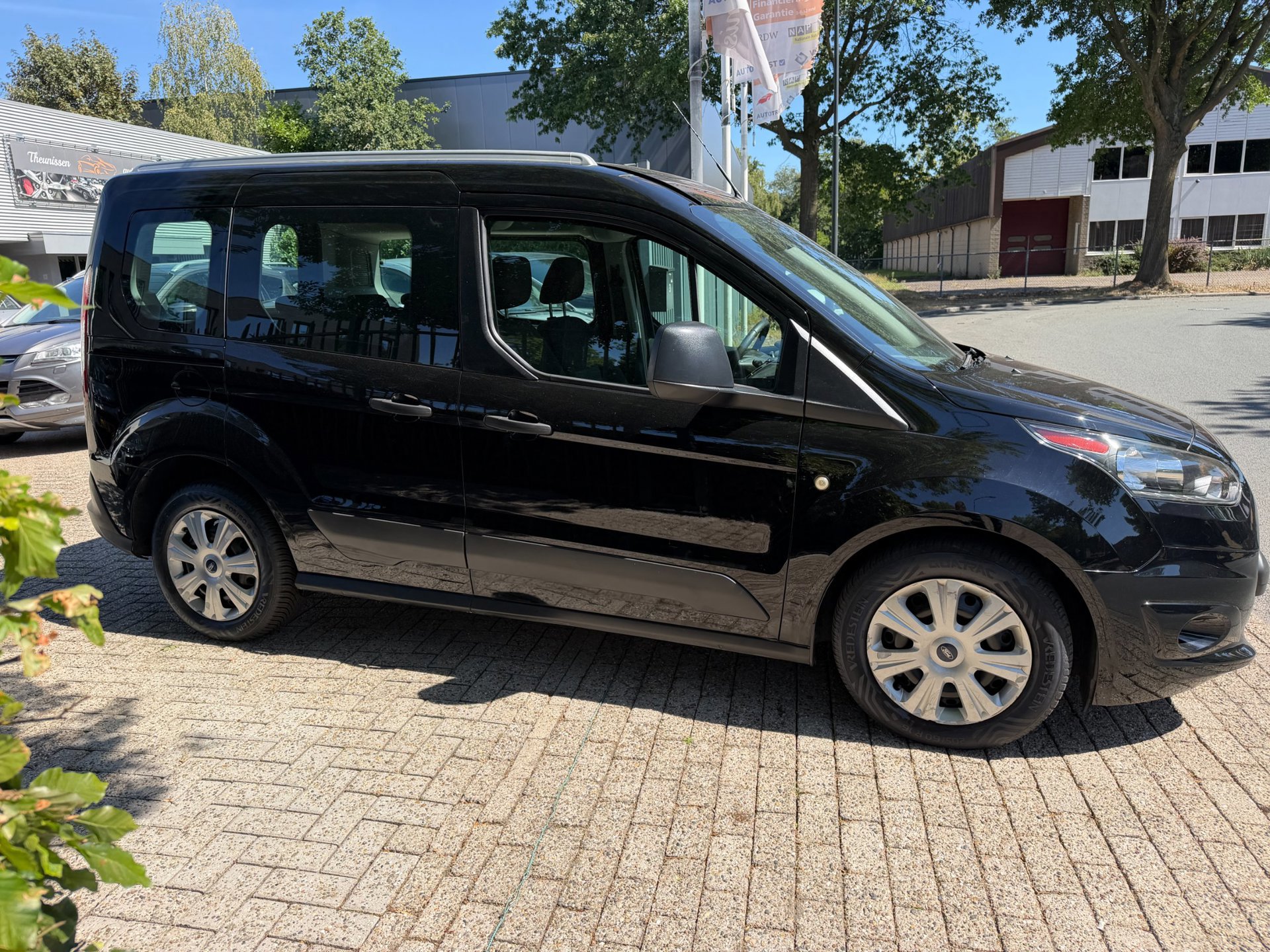 Ford Tourneo Connect Compact 1.0 Trend (2018), foto 20