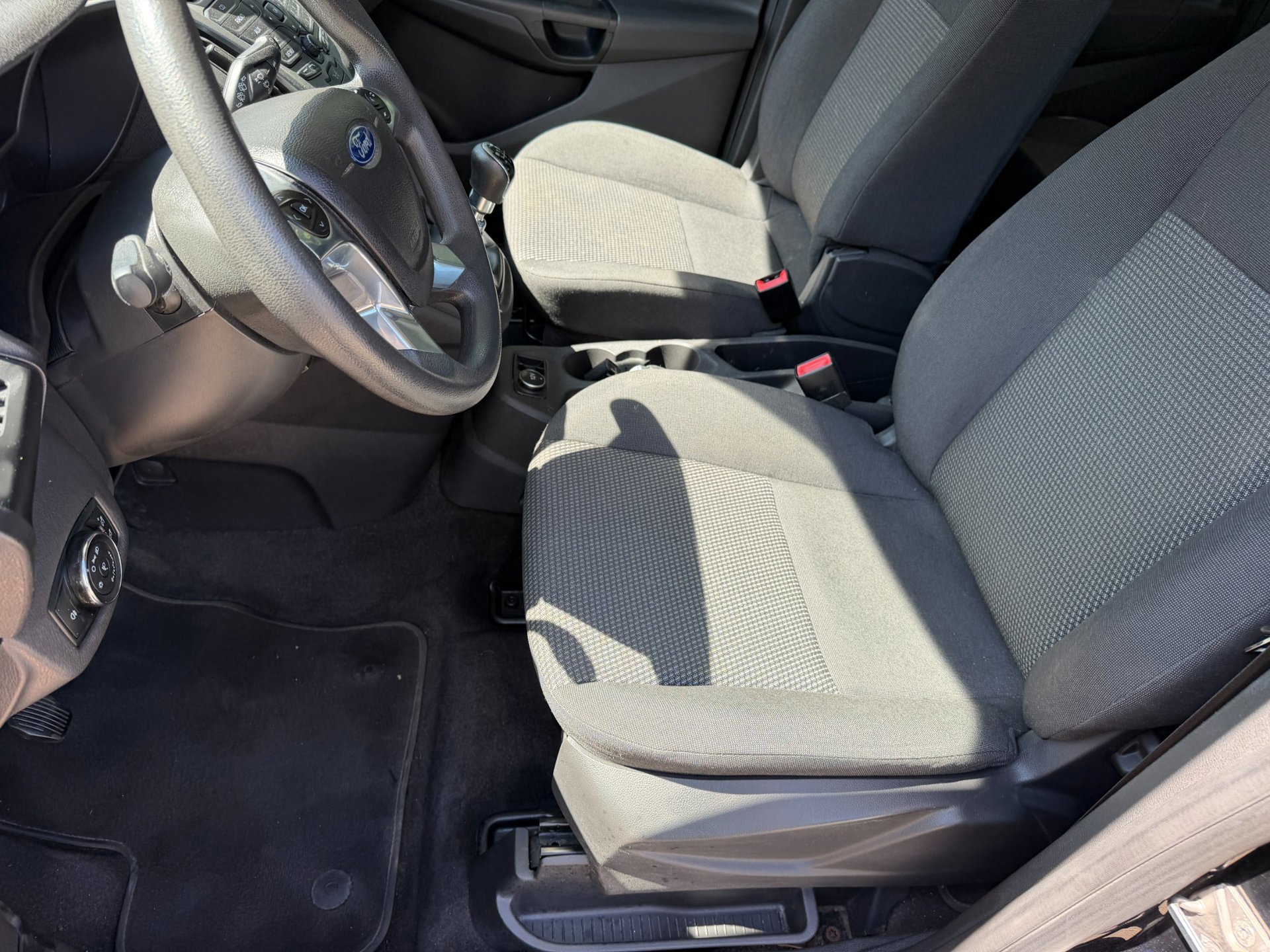 Ford Tourneo Connect Compact 1.0 Trend (2018), foto 31