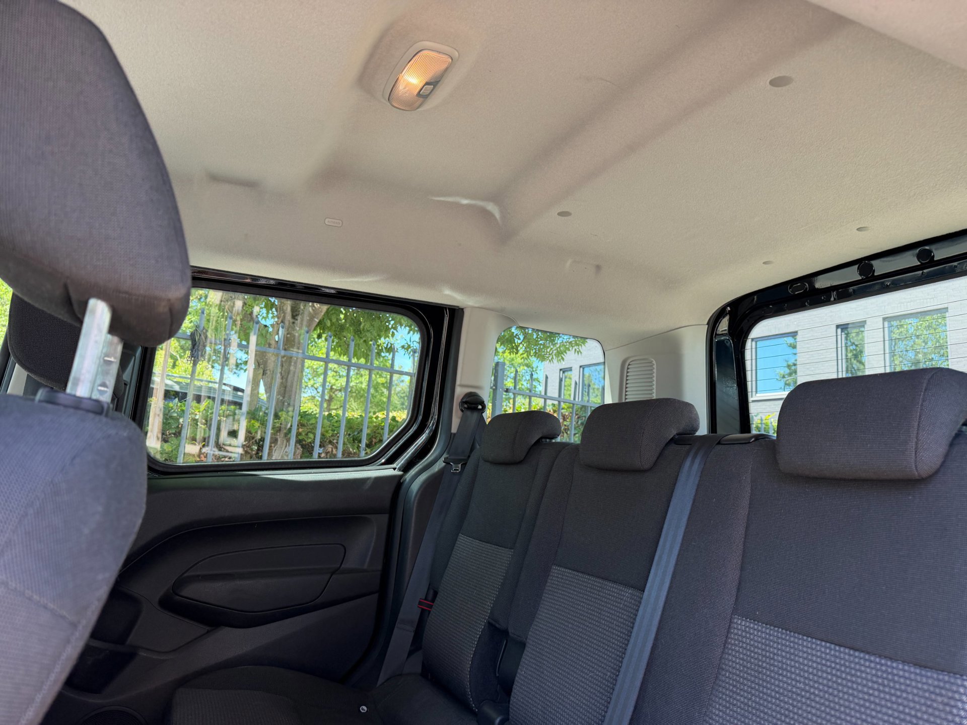Ford Tourneo Connect Compact 1.0 Trend (2018), foto 42