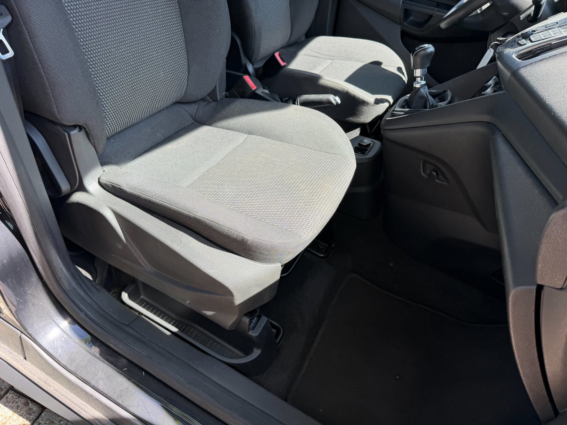 Ford Tourneo Connect Compact 1.0 Trend (2018), foto 62