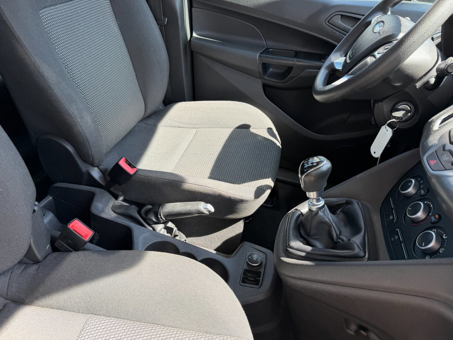 Ford Tourneo Connect Compact 1.0 Trend (2018), foto 64