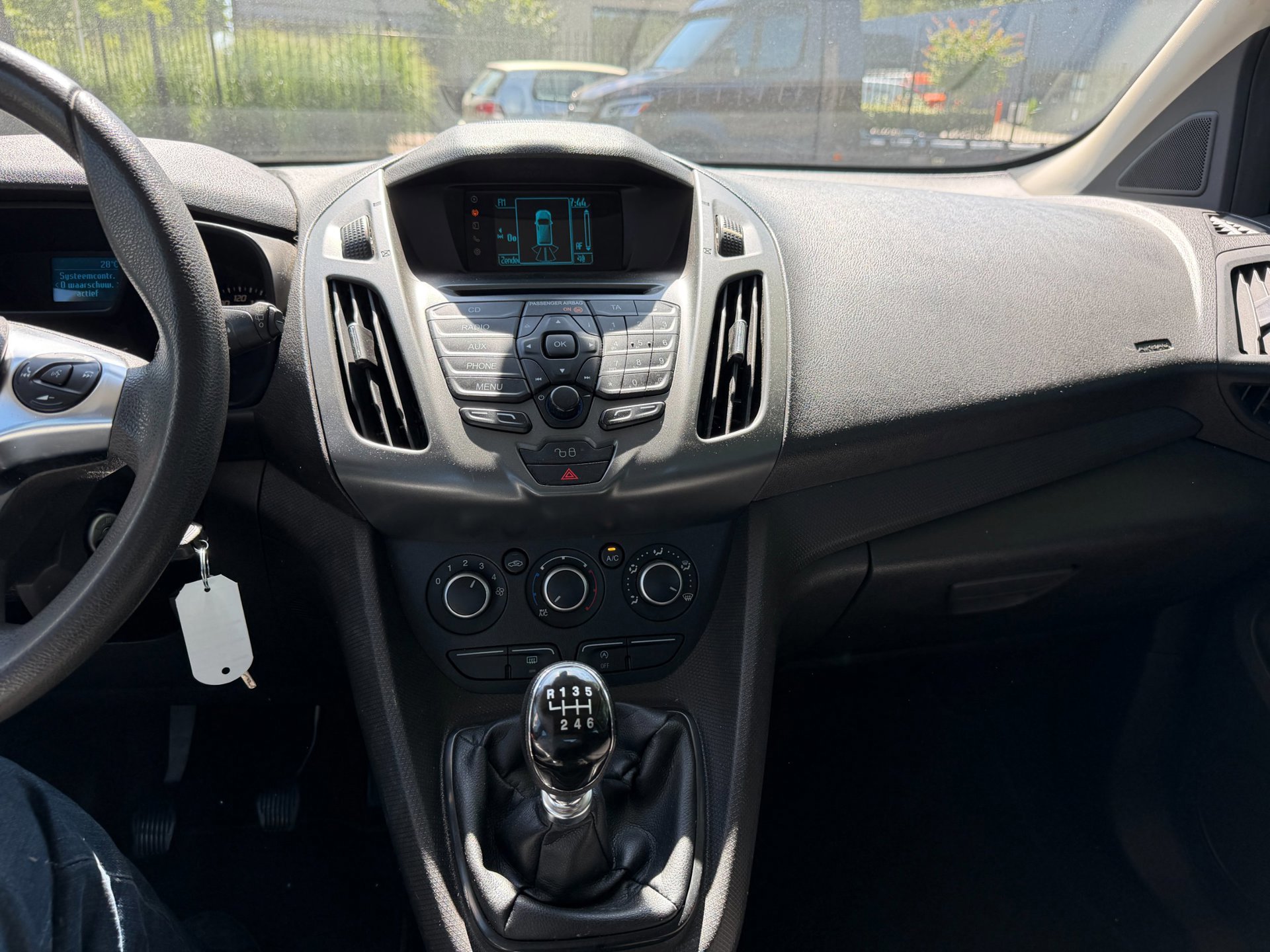 Ford Tourneo Connect Compact 1.0 Trend (2018), foto 69