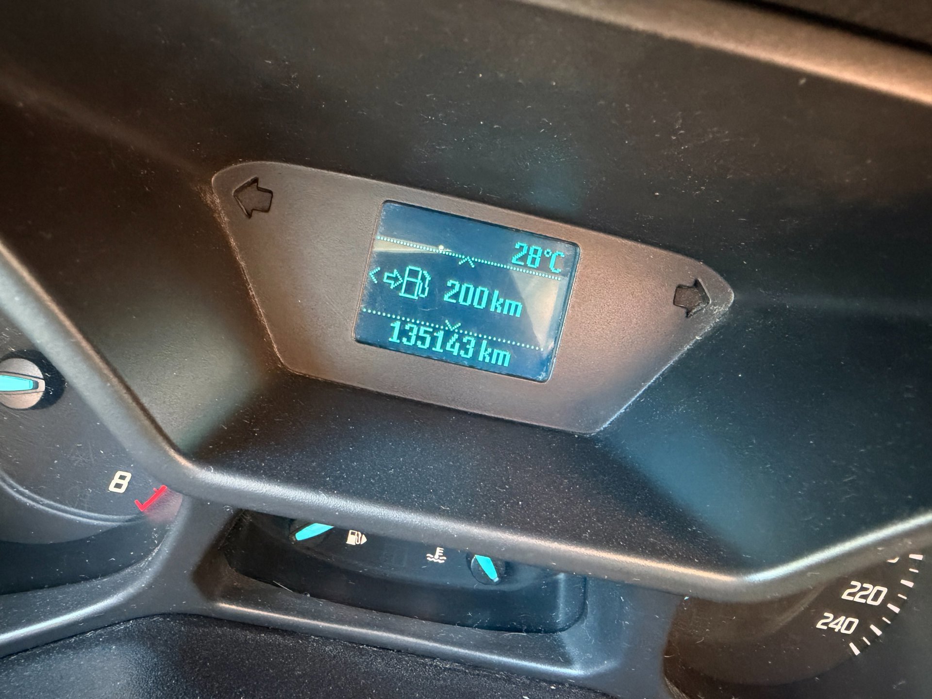 Ford Tourneo Connect Compact 1.0 Trend (2018), foto 80