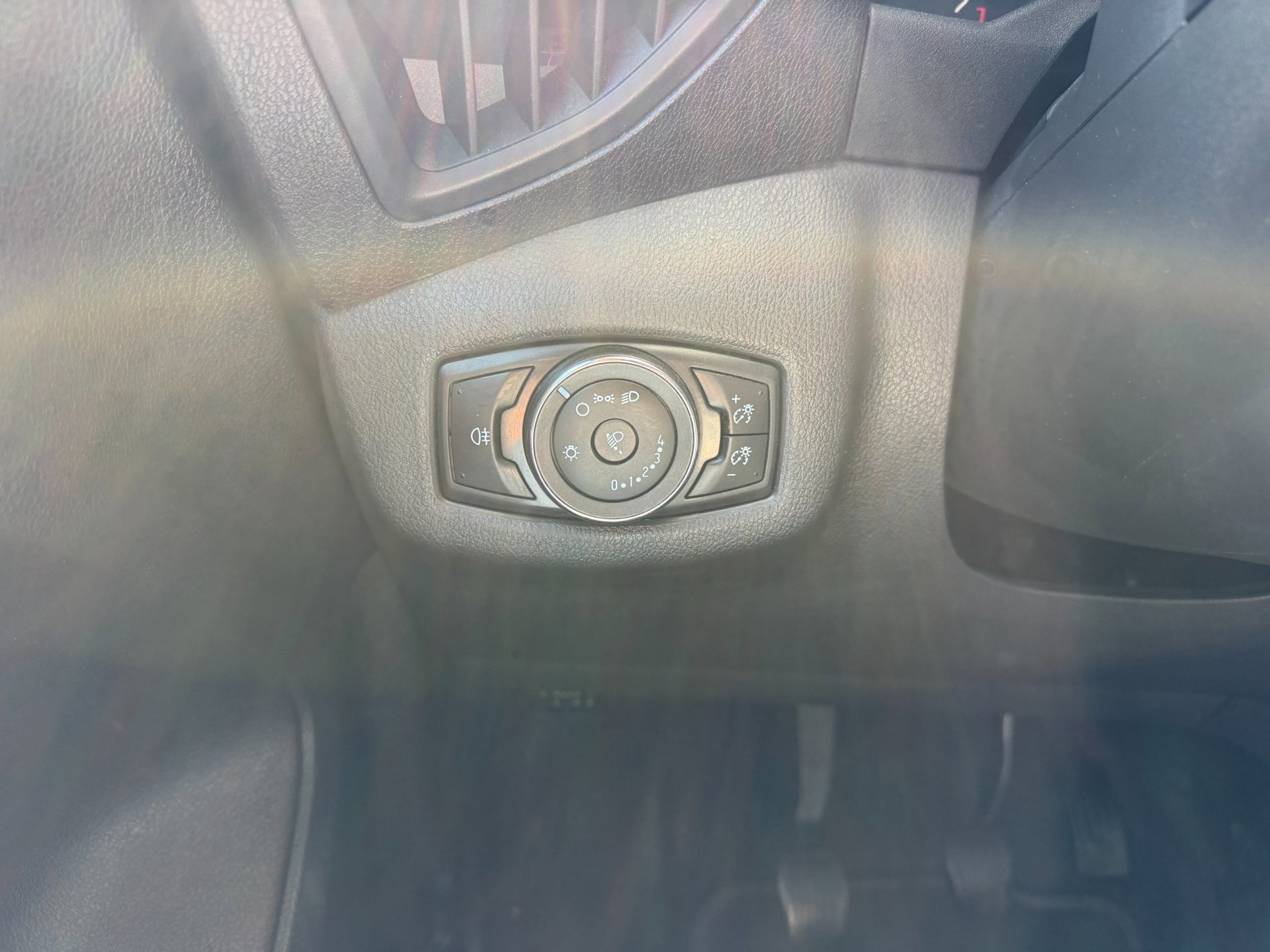 Ford Tourneo Connect Compact 1.0 Trend (2018), foto 81