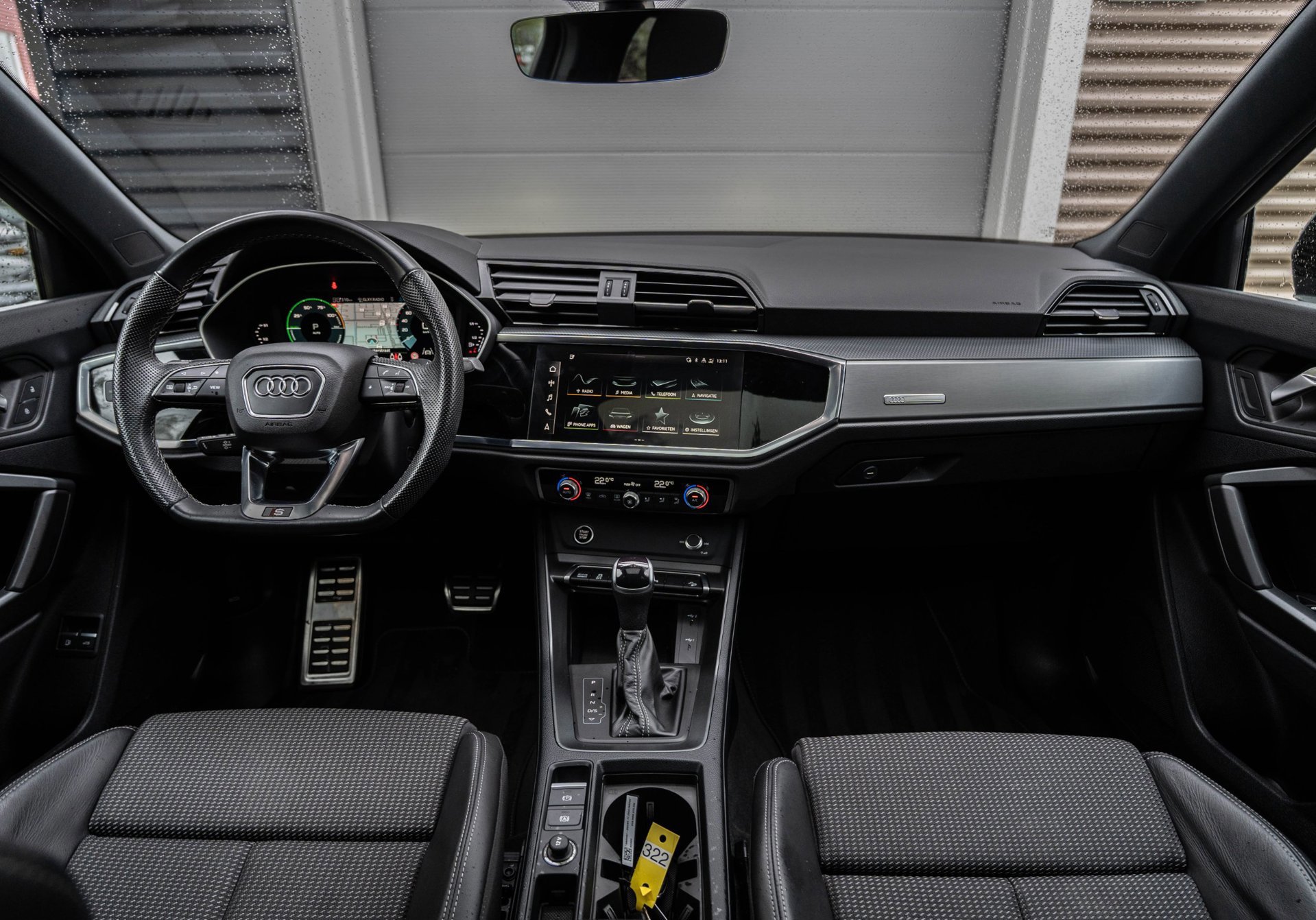 Audi Q3 Sportback 45 TFSI e S Edition (2024), foto 16