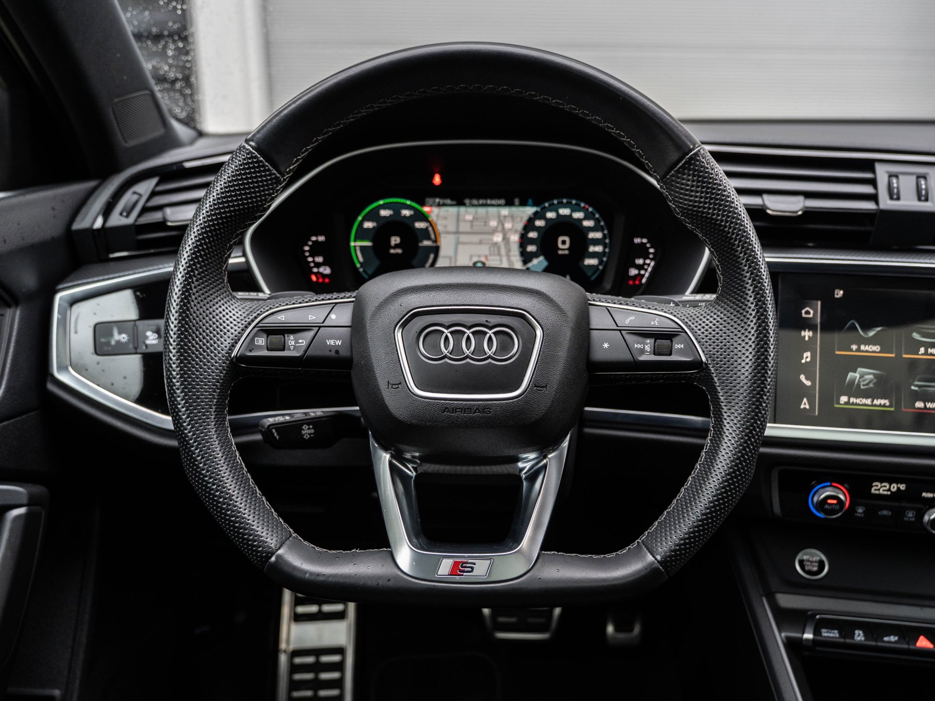 Audi Q3 Sportback 45 TFSI e S Edition (2024), foto 17