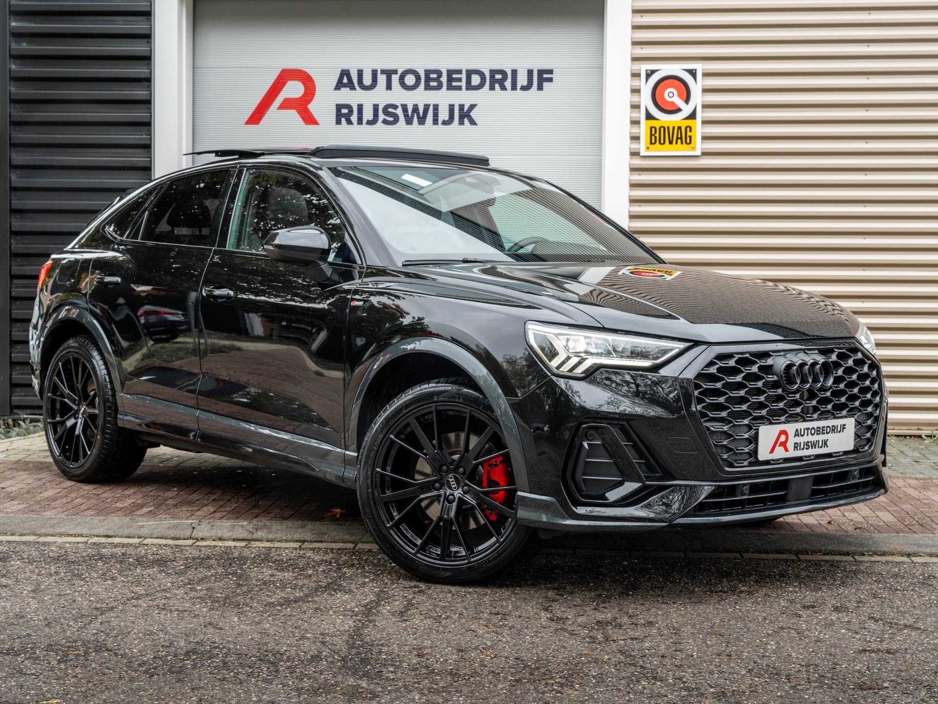 Audi Q3 Sportback 45 TFSI e S Edition (2024), foto 6