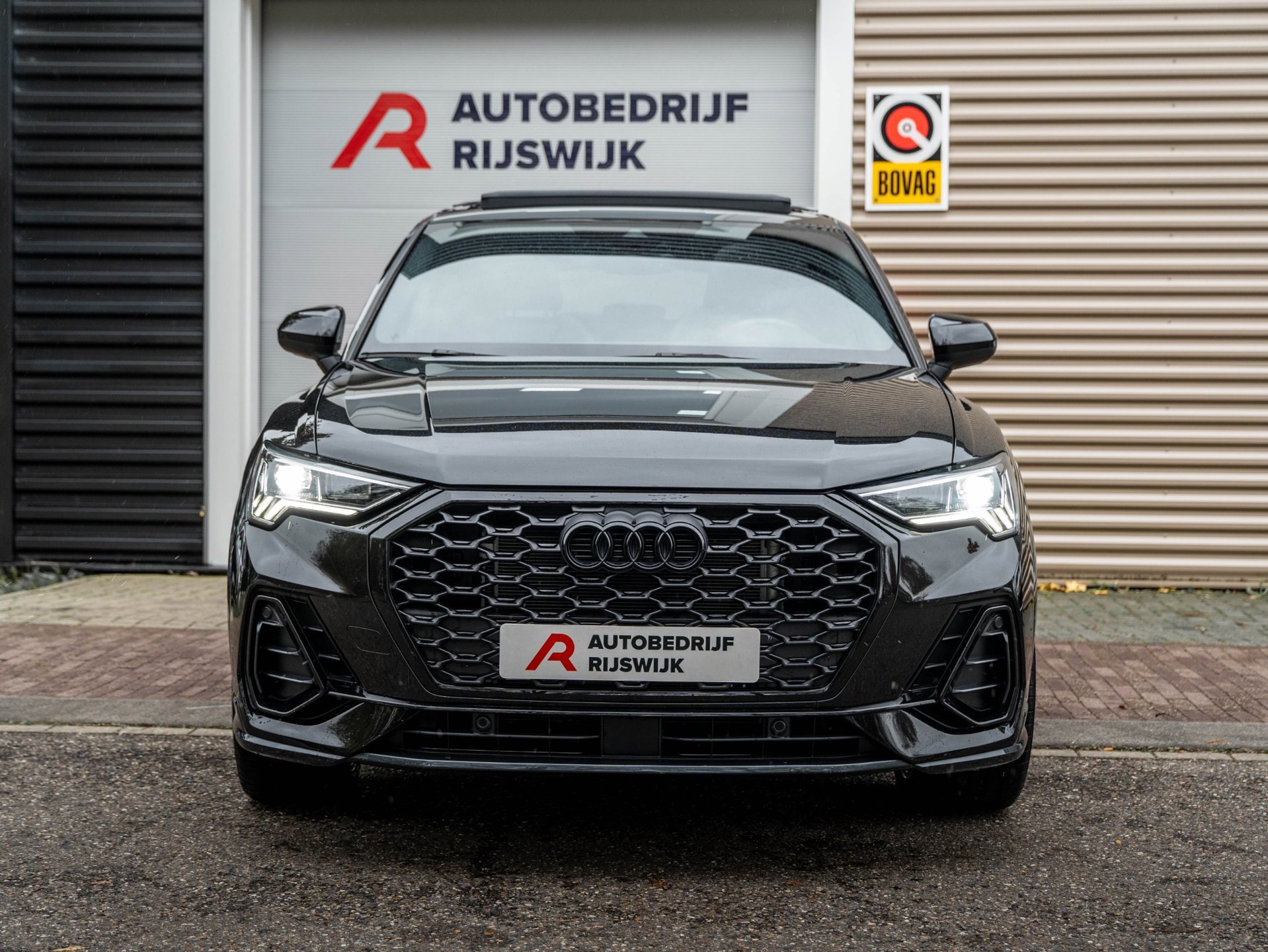 Audi Q3 Sportback 45 TFSI e S Edition (2024), foto 7