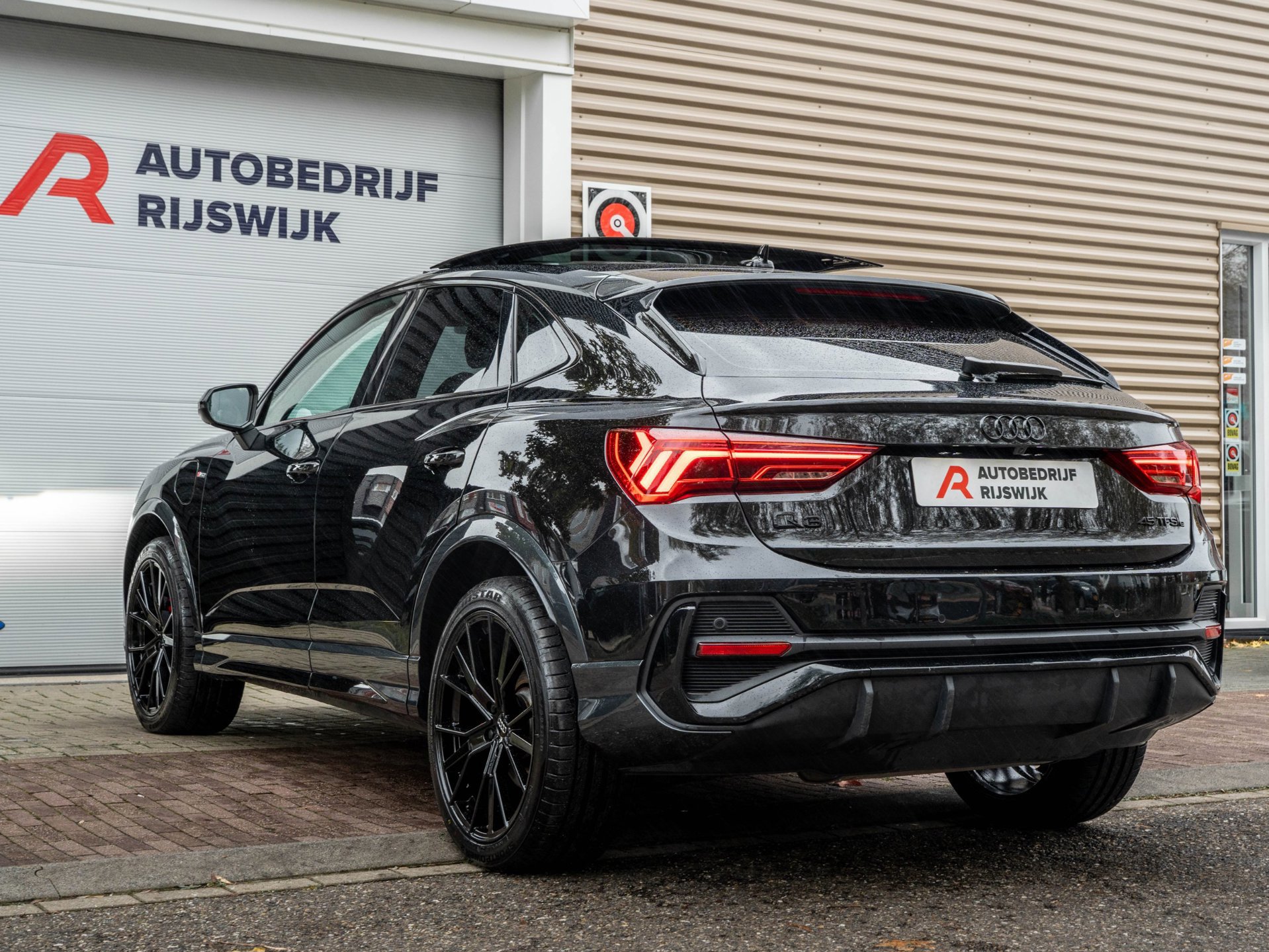 Audi Q3 Sportback 45 TFSI e S Edition (2024), foto 9