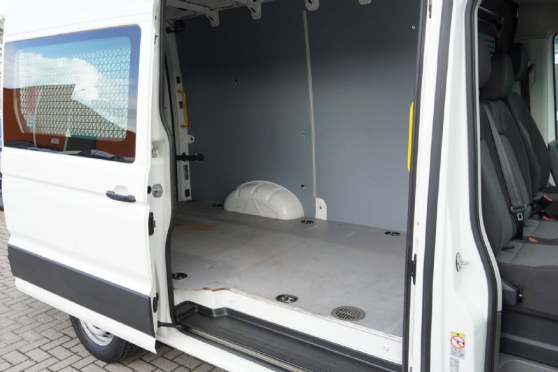 Volkswagen Crafter 2.0 TDI L3H3 Highline (2020), foto 7