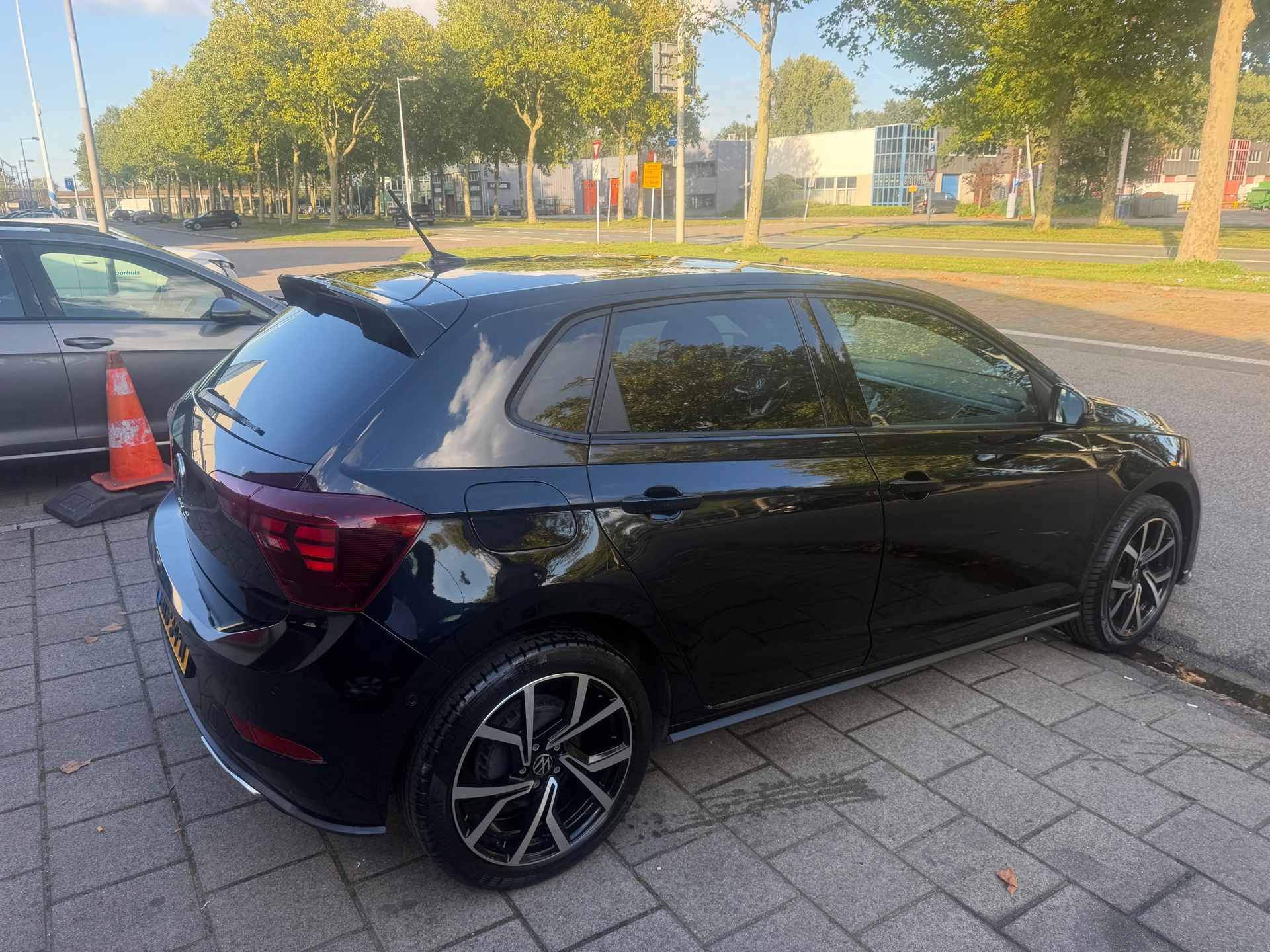 Volkswagen Polo 1.0 TSI R-Line (2023), foto 6