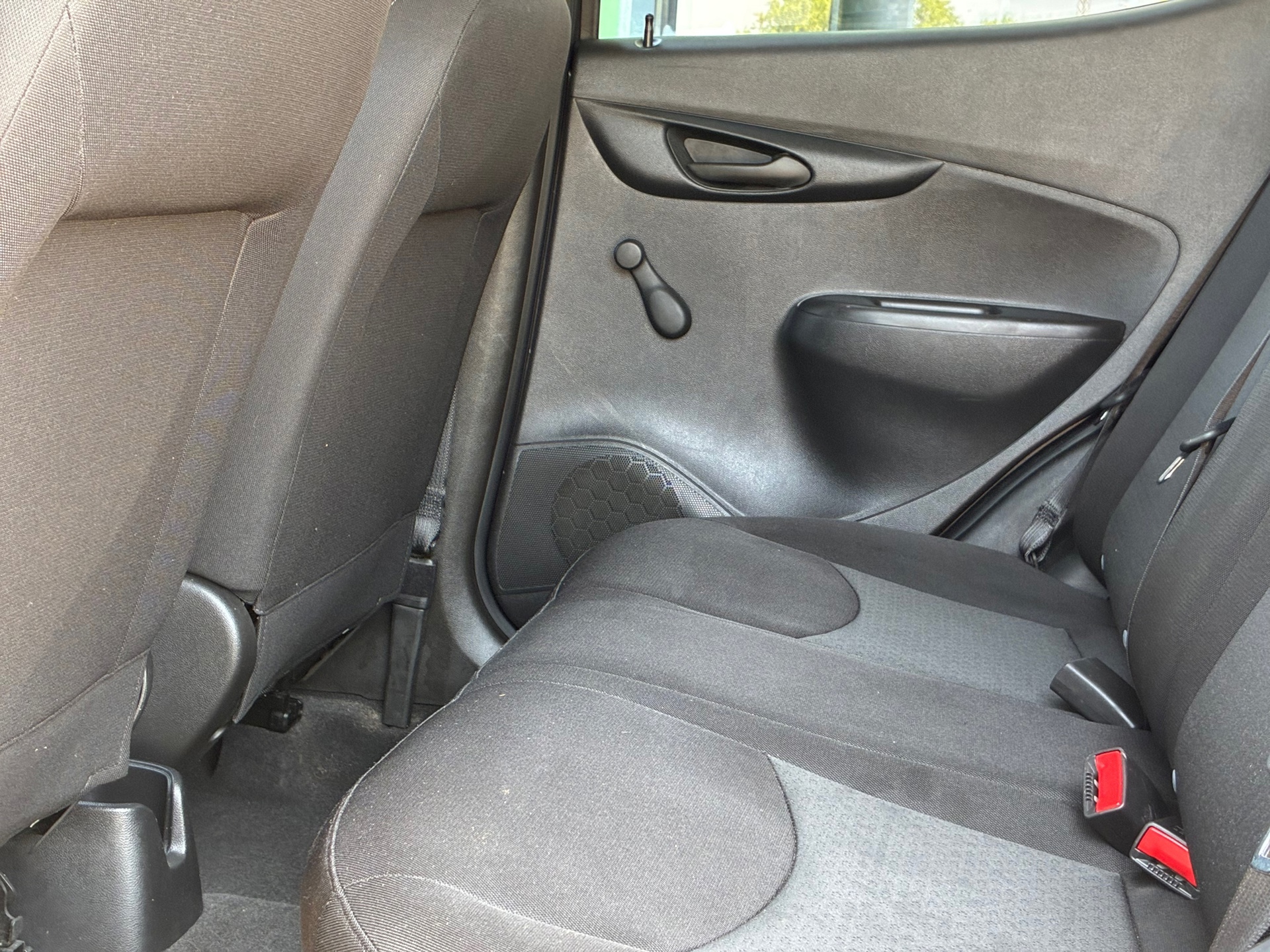 Opel Karl 1.0 ecoFLEX Edition (2016), foto 15