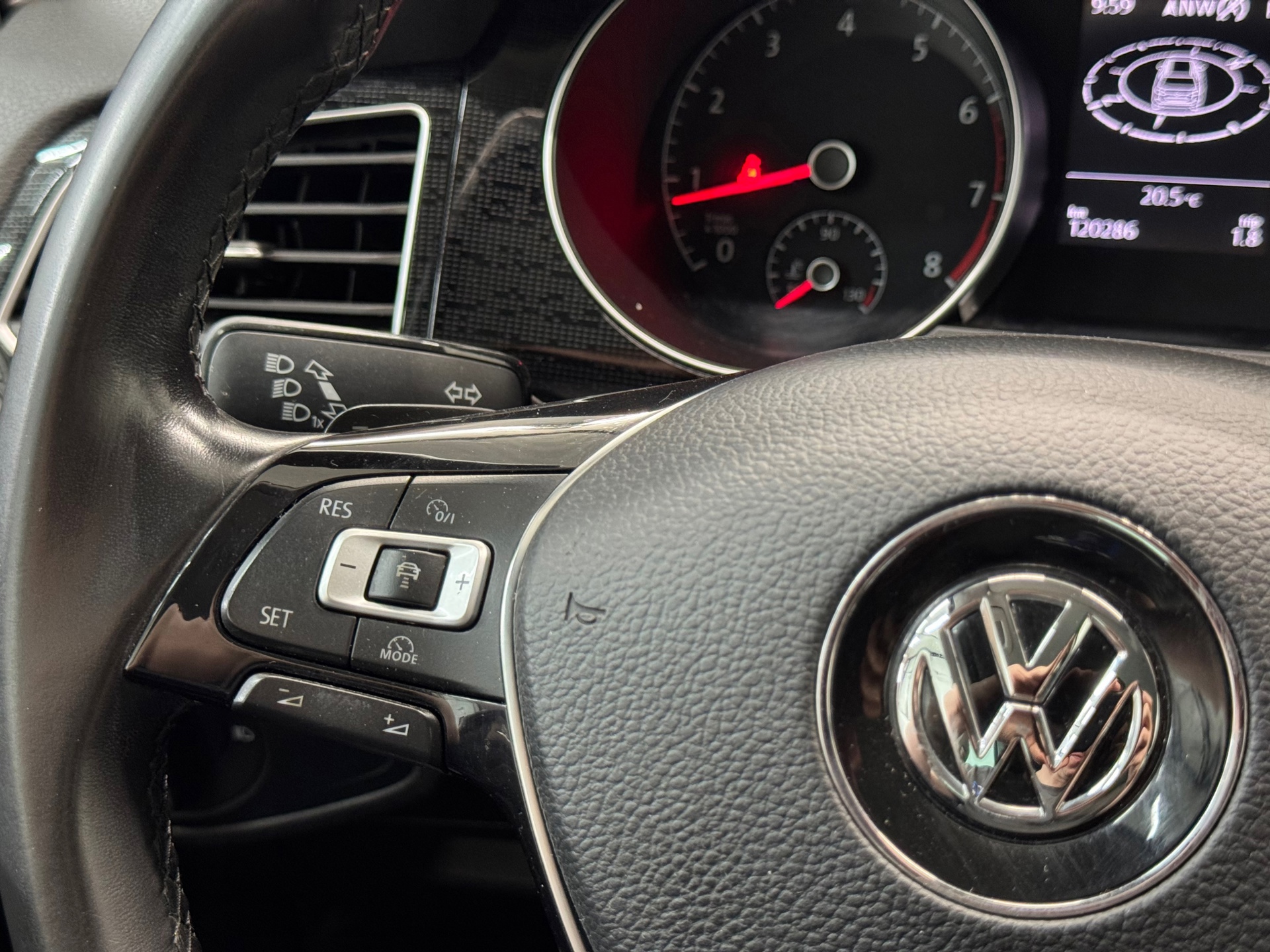 Volkswagen Golf Sportsvan 1.4 TSI Highline (2017), foto 26